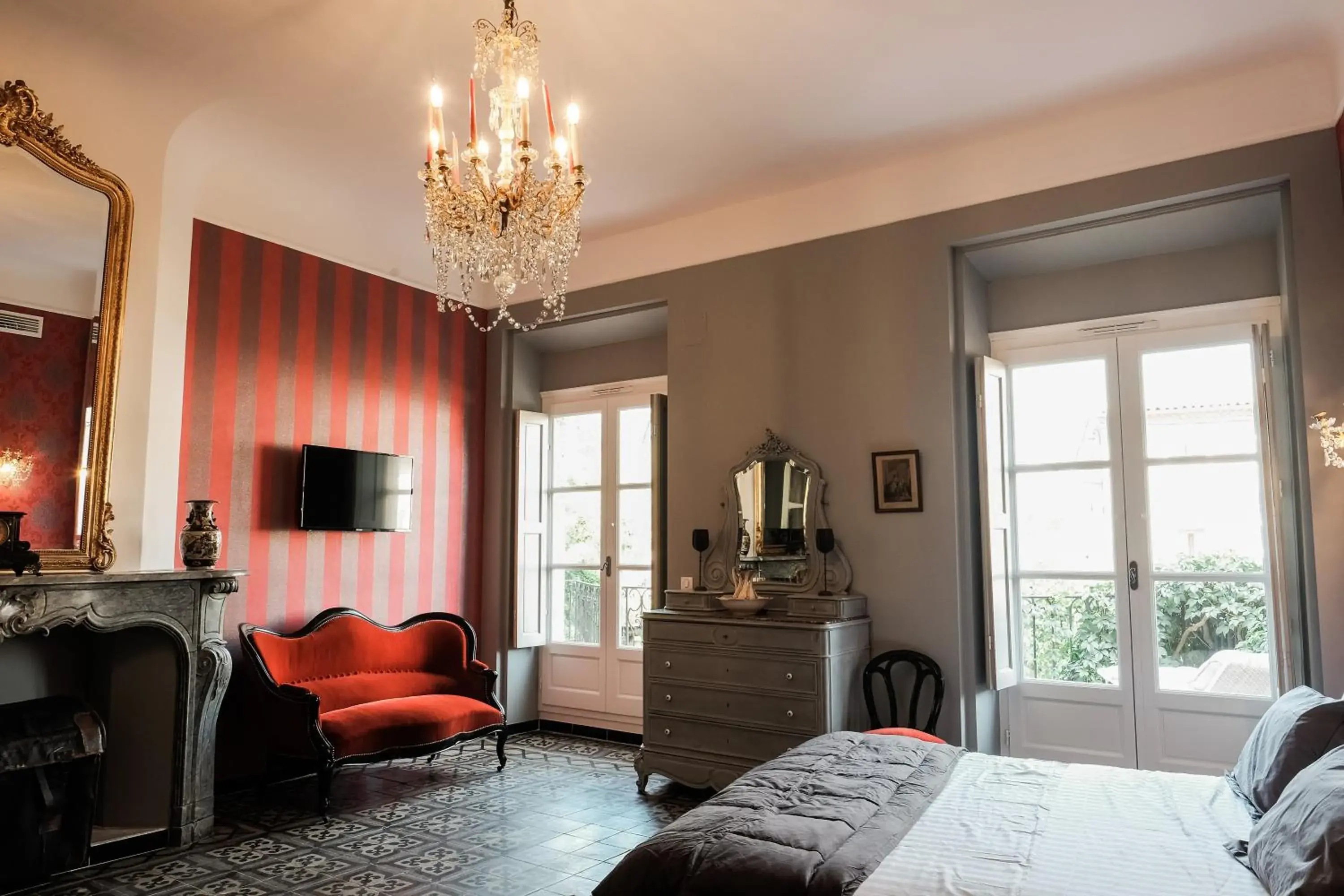 Deluxe Double Room with Balcony in Les suites de Peyrat Deluxe Double Room with Balcony in Les suites de Peyrat