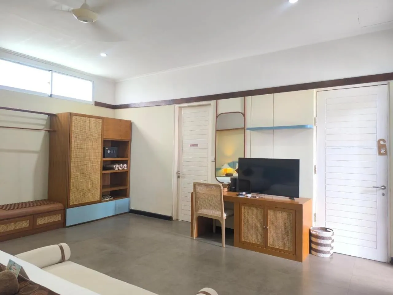 TV and multimedia in The Trawangan Resort