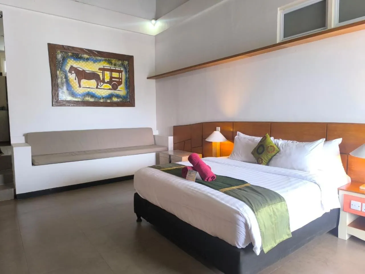 Photo of the whole room, Bed in The Trawangan Resort