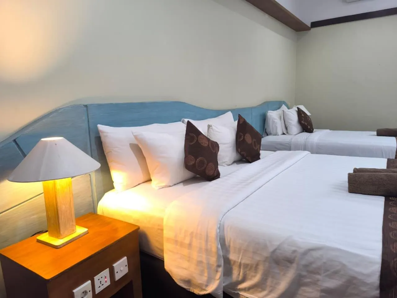 Bed in The Trawangan Resort