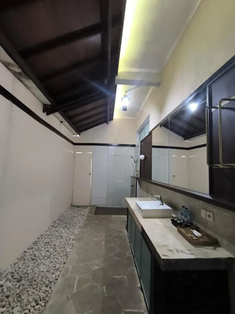 Bathroom in The Trawangan Resort