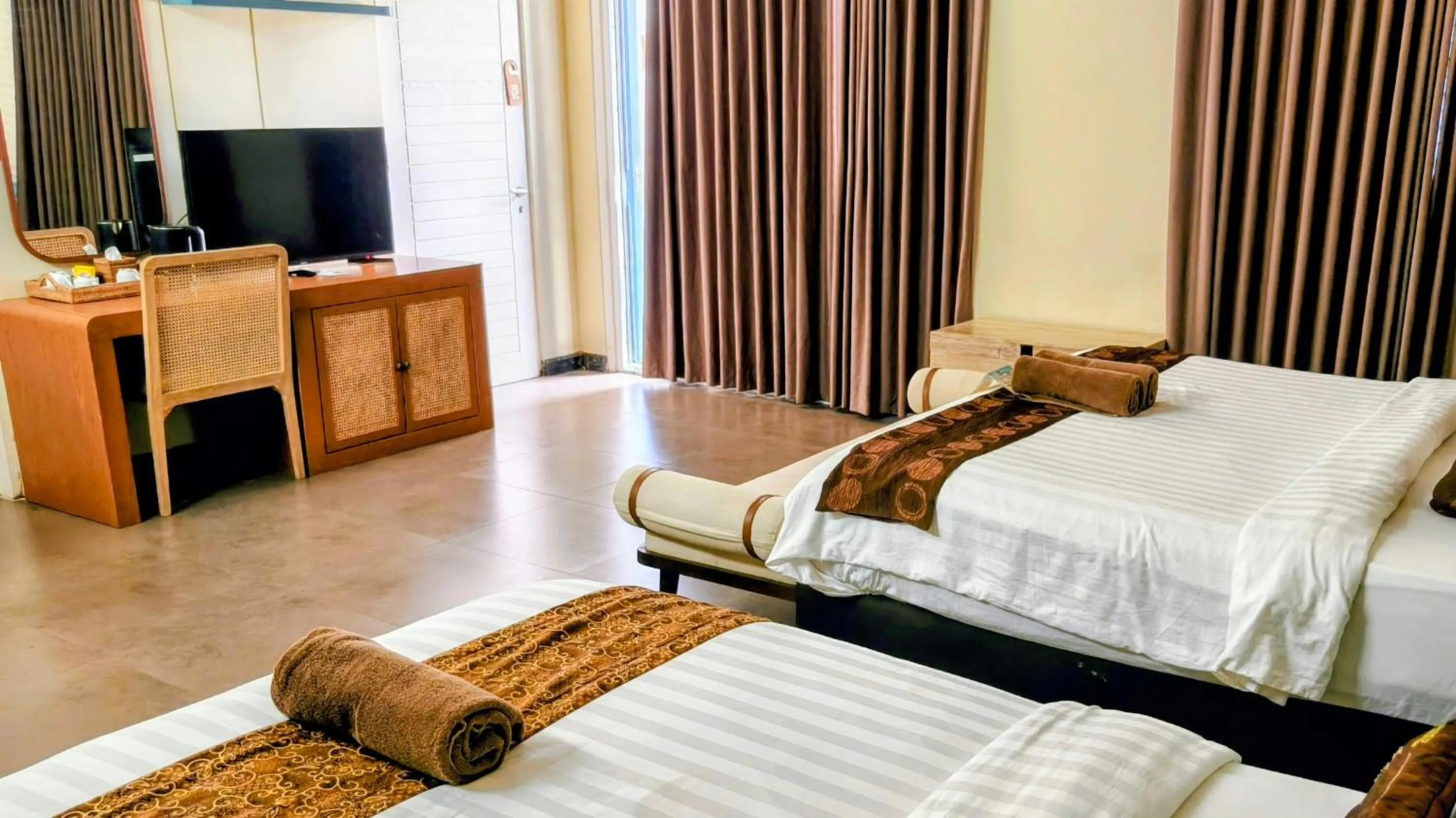 TV and multimedia, Bed in The Trawangan Resort