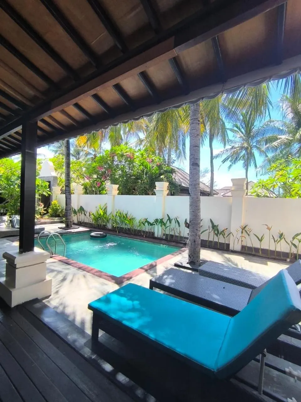 Swimming pool in The Trawangan Resort