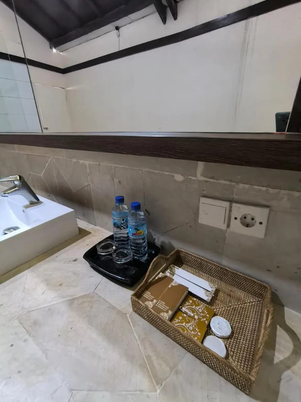 Bathroom in The Trawangan Resort