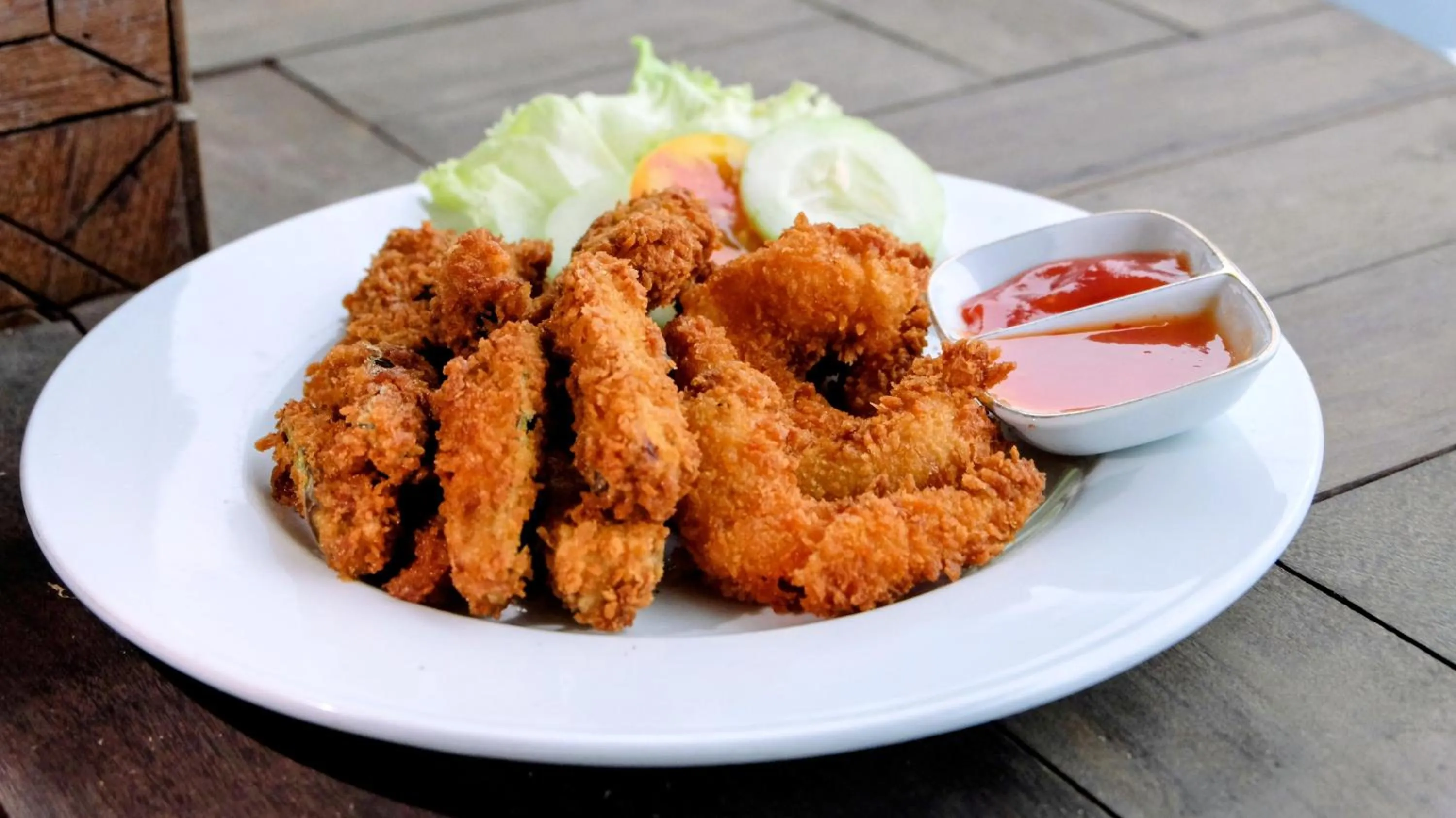 Restaurant/places to eat in The Trawangan Resort