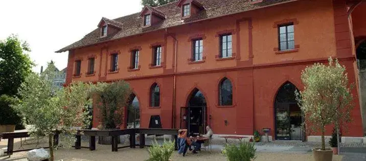 Restaurant/places to eat in wolke 4 Restaurant/places to eat in wolke 4