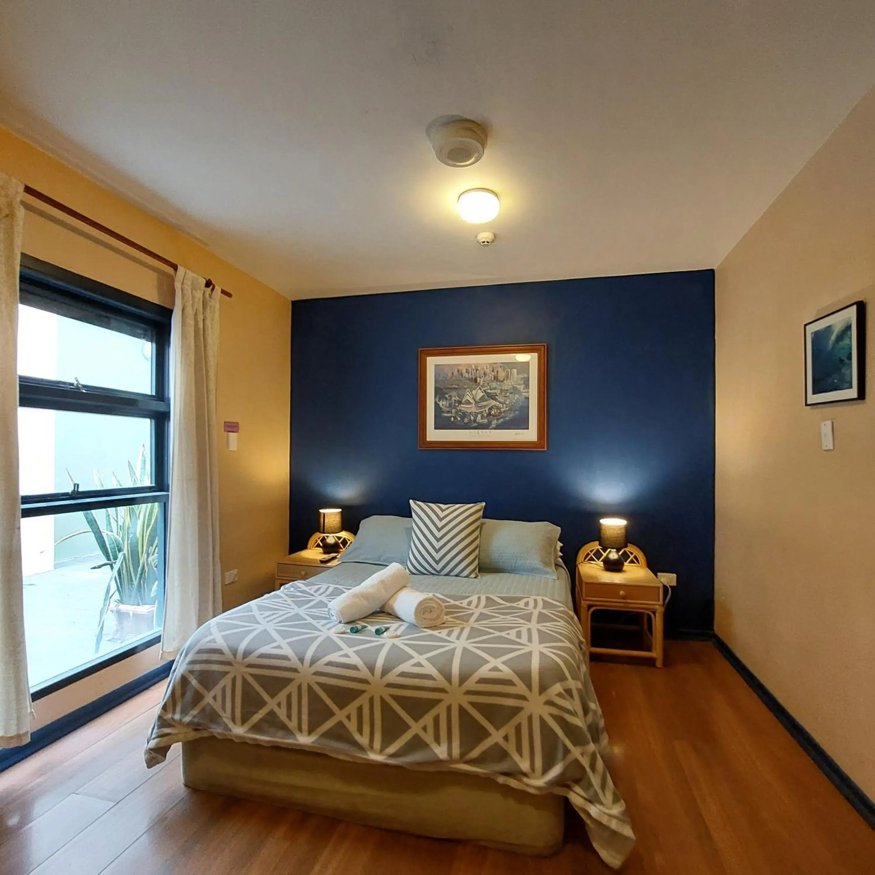 Bedroom, Bed in Boardrider Backpackers and Budget Motel Bedroom, Bed in Boardrider Backpackers and Budget Motel