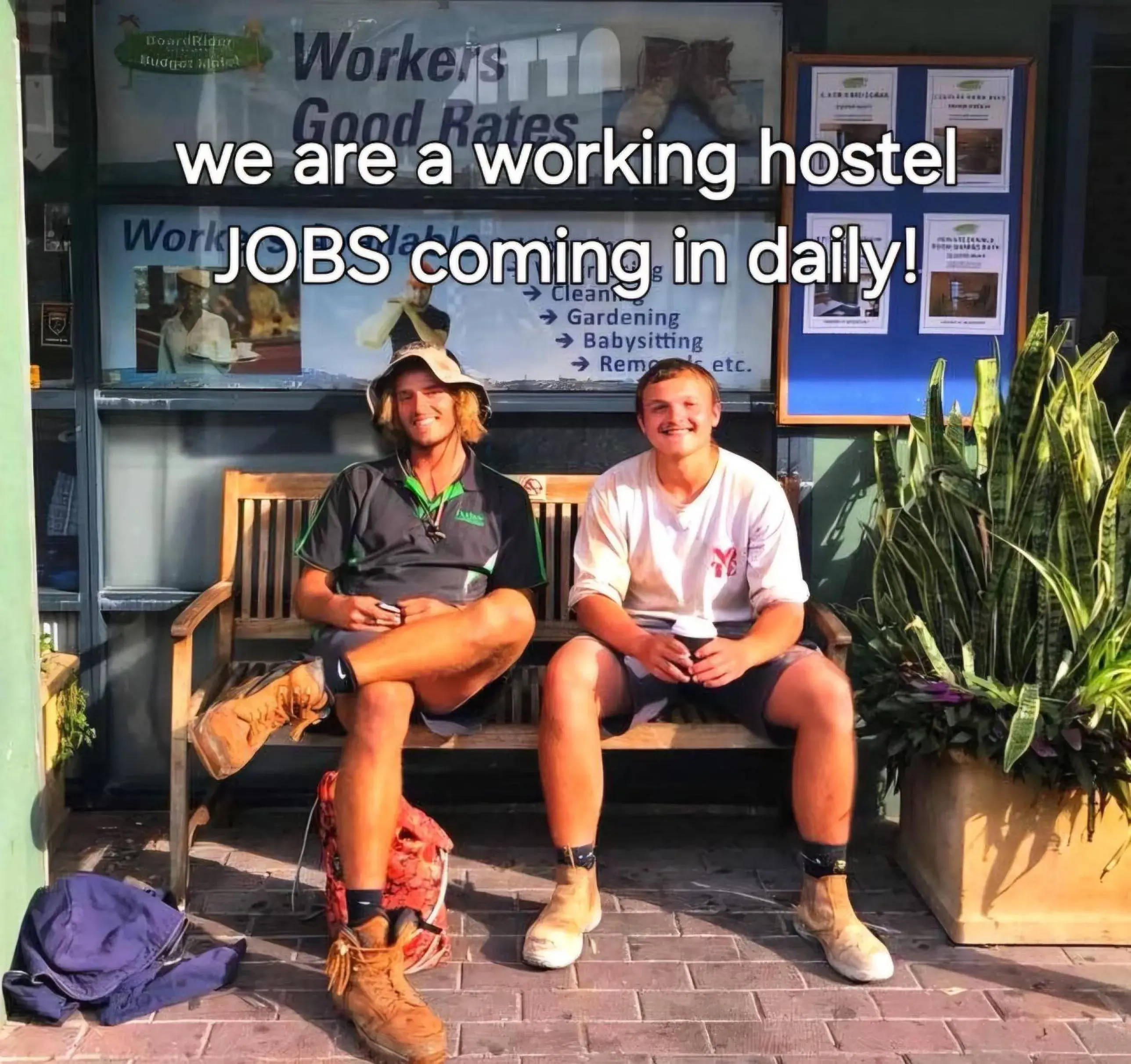 Property building in Boardrider Backpackers and Budget Motel Property building in Boardrider Backpackers and Budget Motel