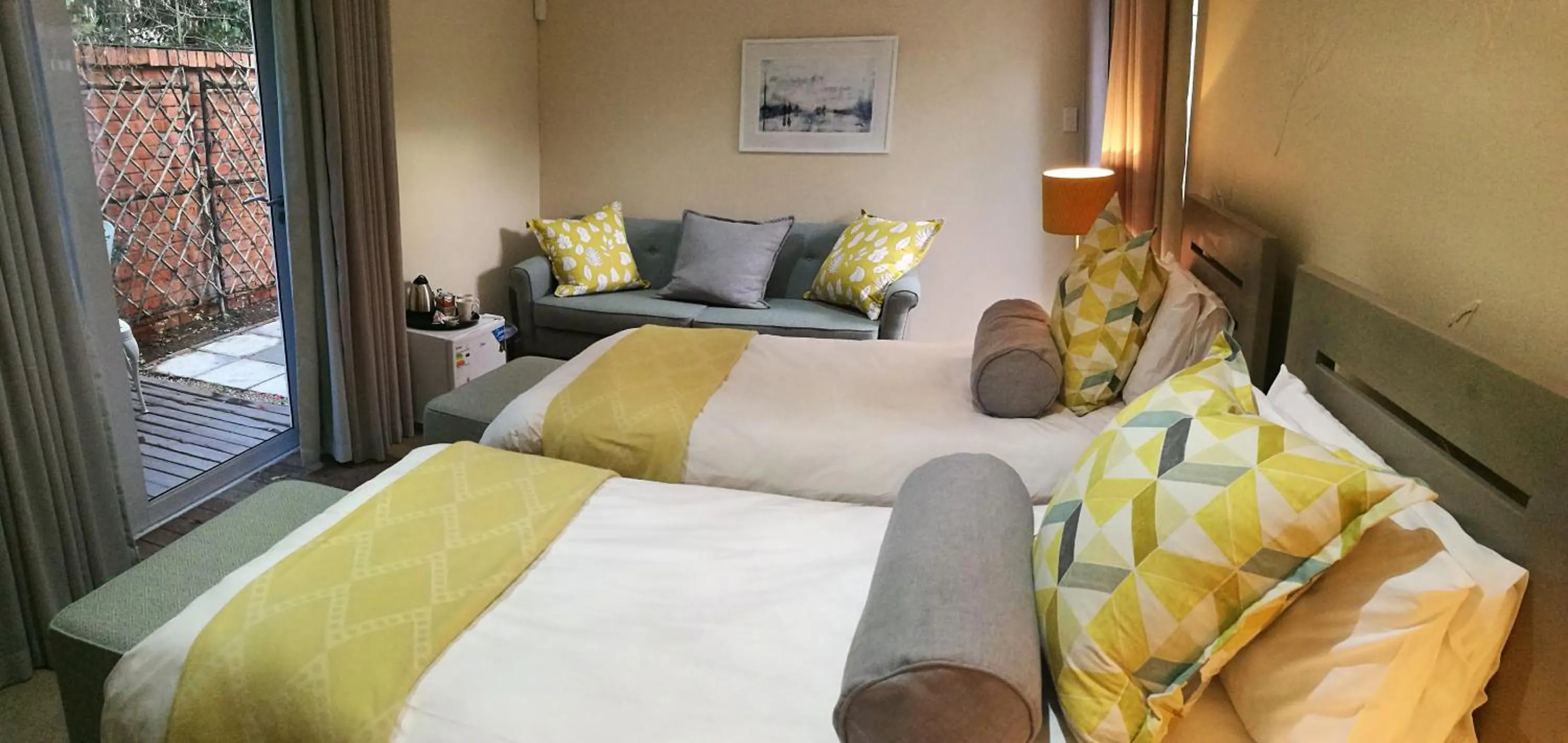 Photo of the whole room, Bed in Gardenview Guest House