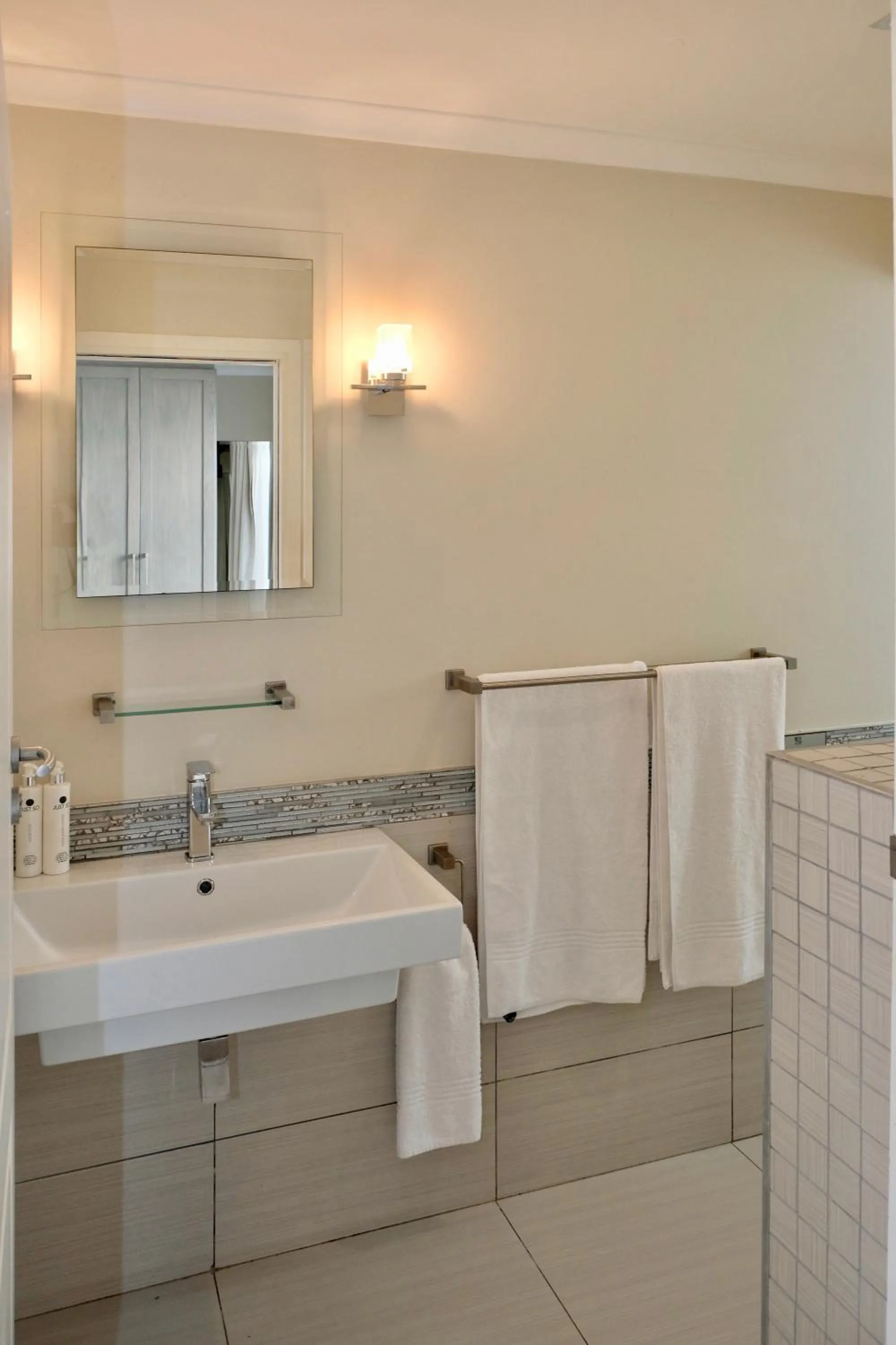 Bathroom in Gardenview Guest House