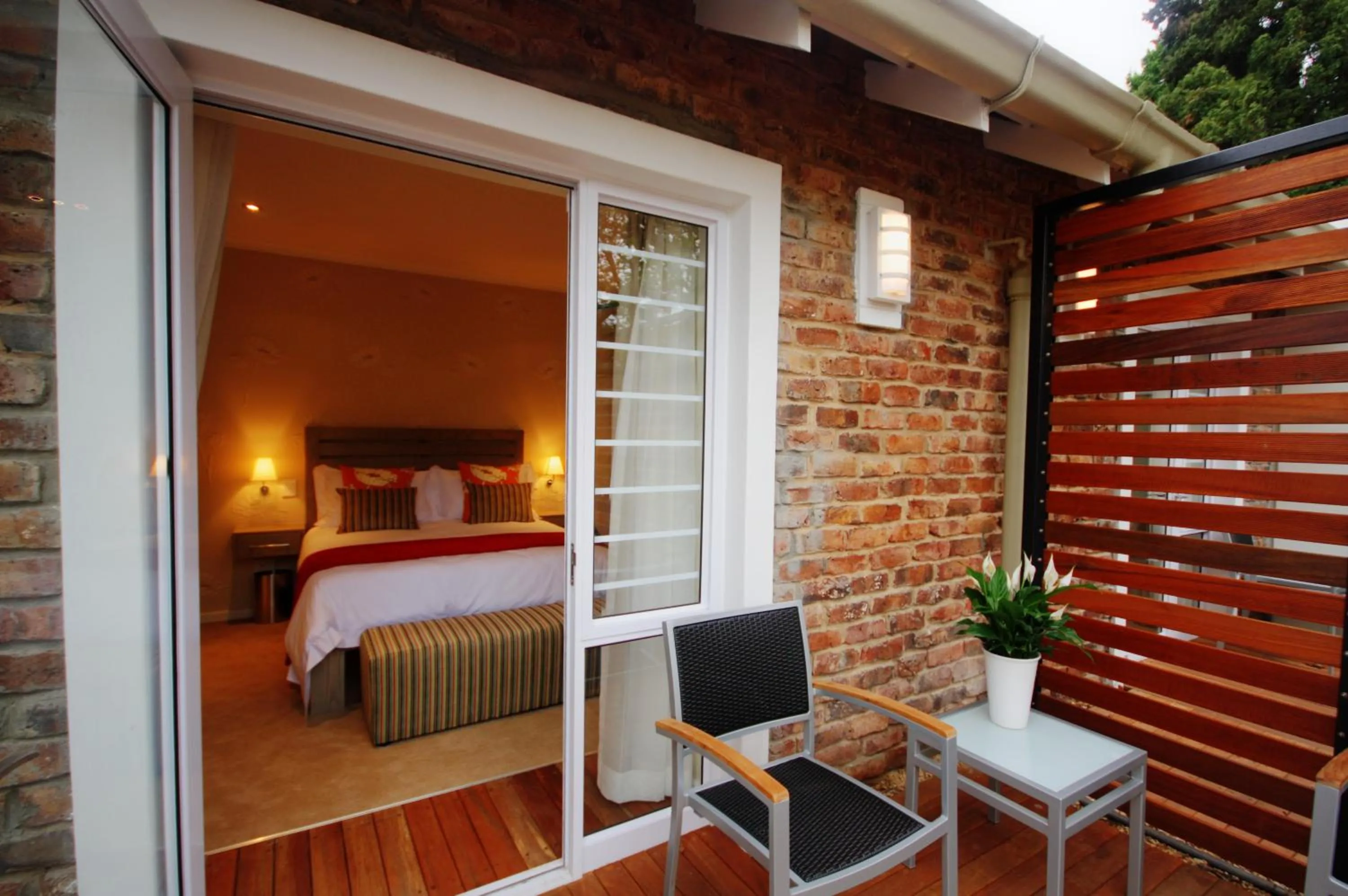 Patio, Bed in Gardenview Guest House
