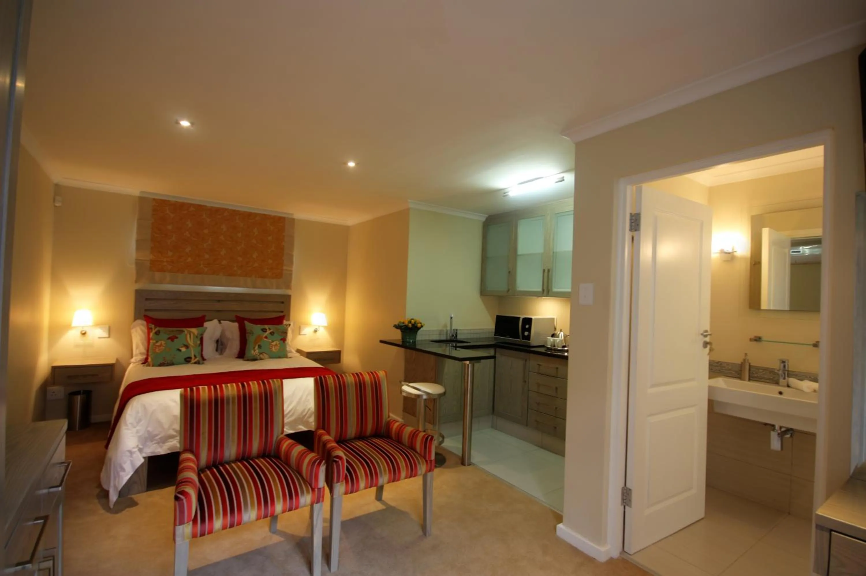 Photo of the whole room in Gardenview Guest House