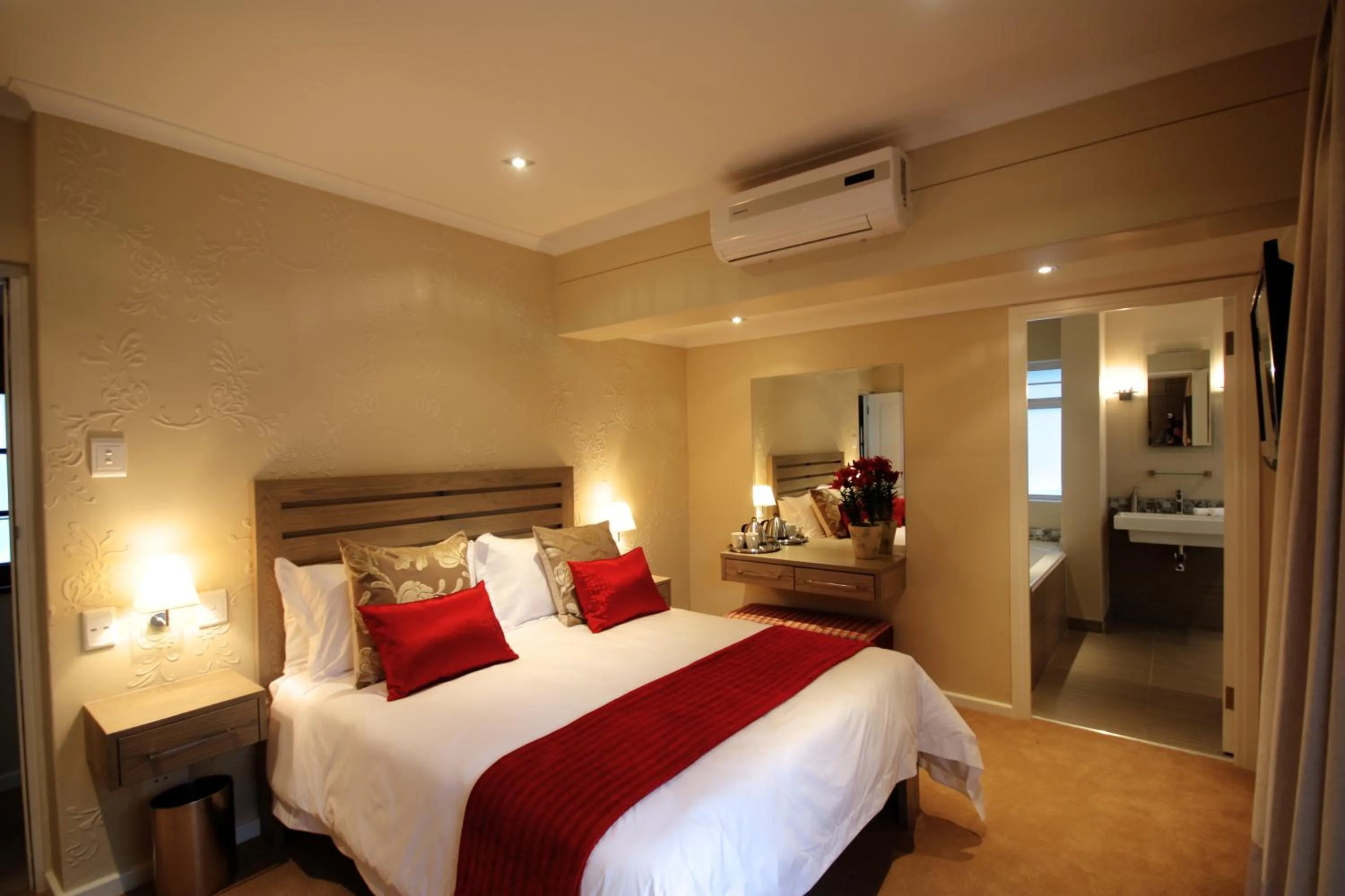 Bed in Gardenview Guest House