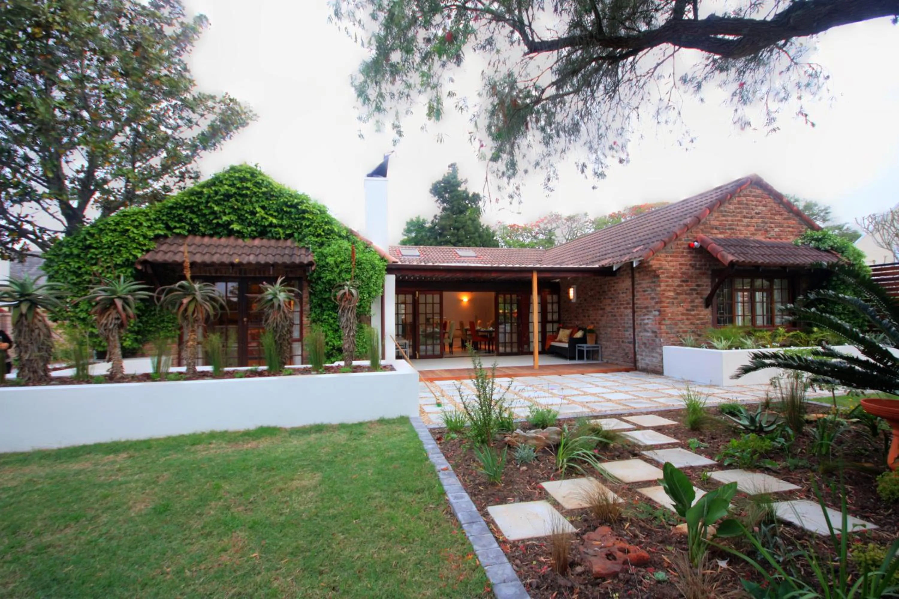 Day in Gardenview Guest House