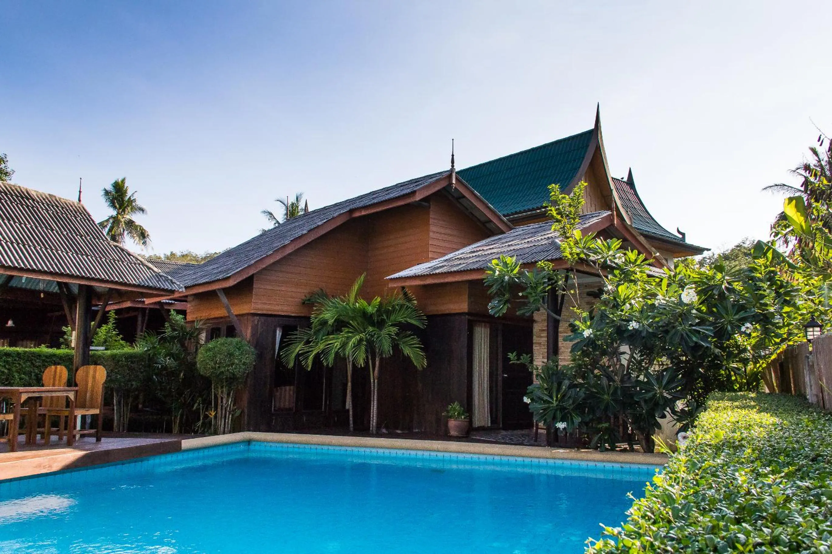 Swimming pool in Phangan Paragon Resort & Spa by Pure Lifestyle