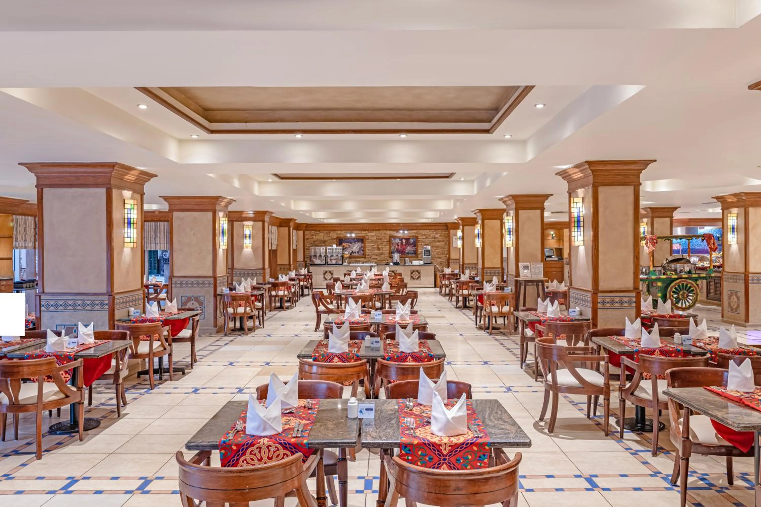 Restaurant/places to eat in Continental Hotel Hurghada