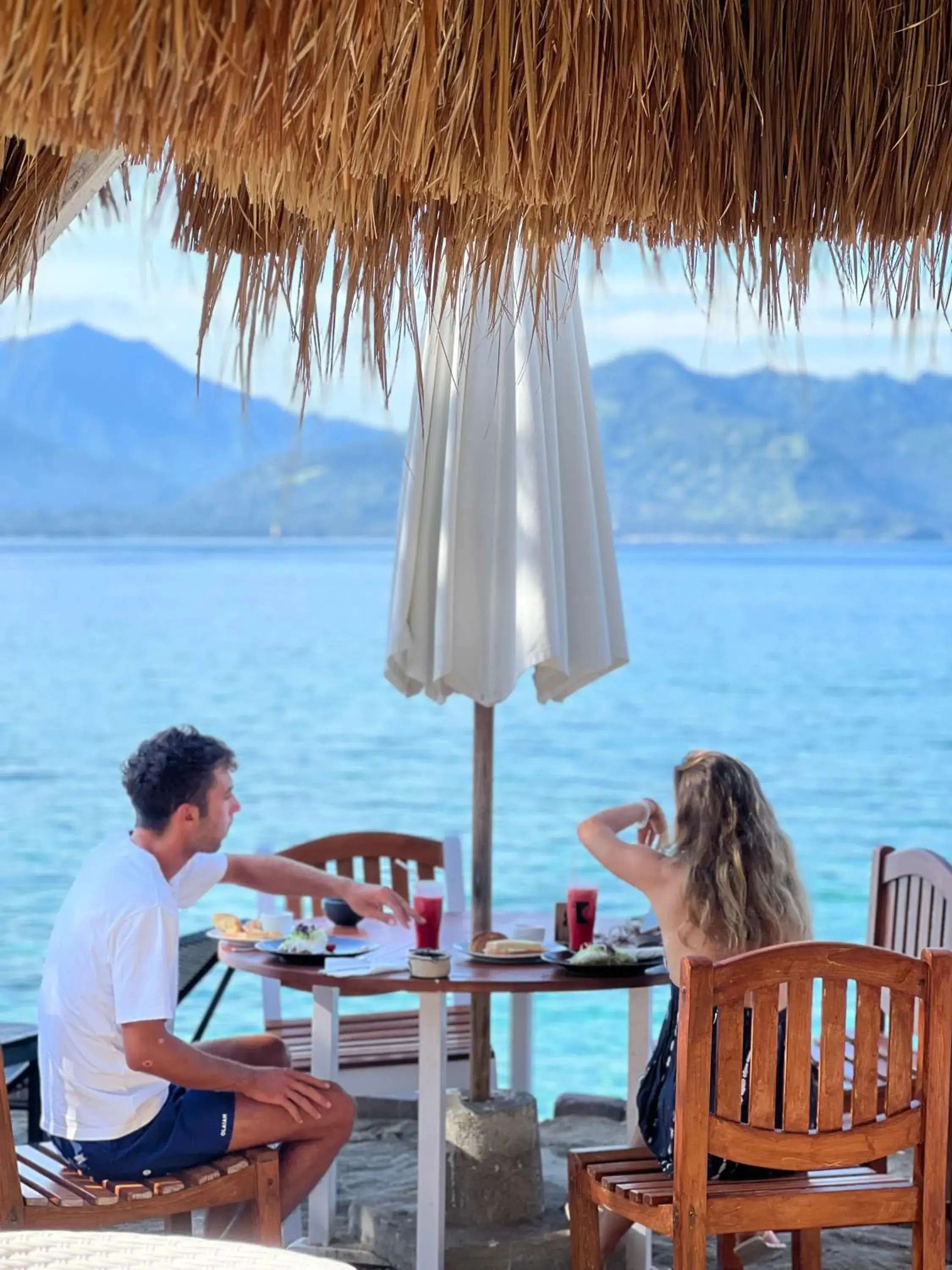 Restaurant/places to eat in 7SEAS Cottages Restaurant/places to eat in 7SEAS Cottages