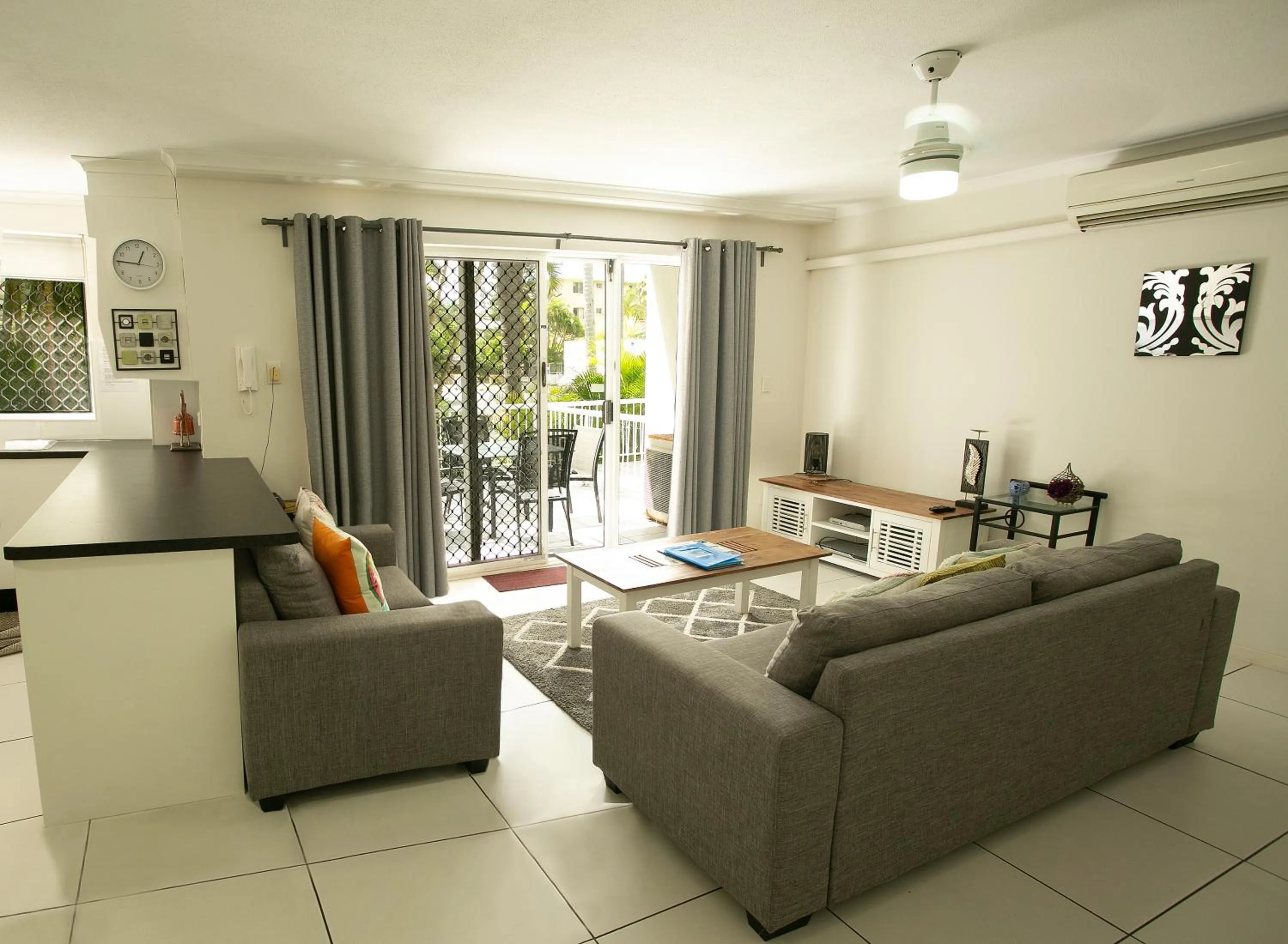 Living room in Chidori Court