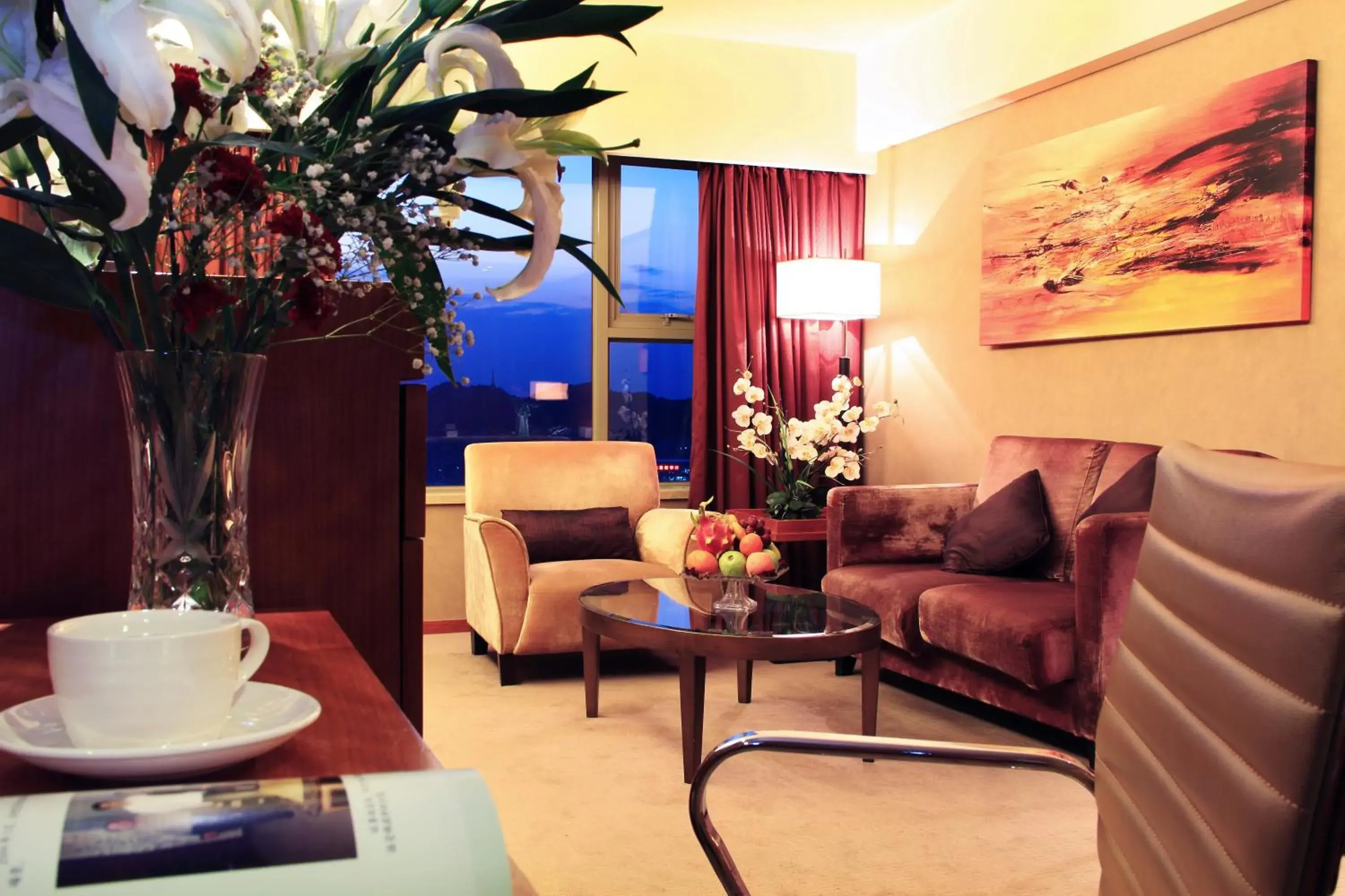 Living room in Grand Mercure Dongguan Humen Living room in Grand Mercure Dongguan Humen