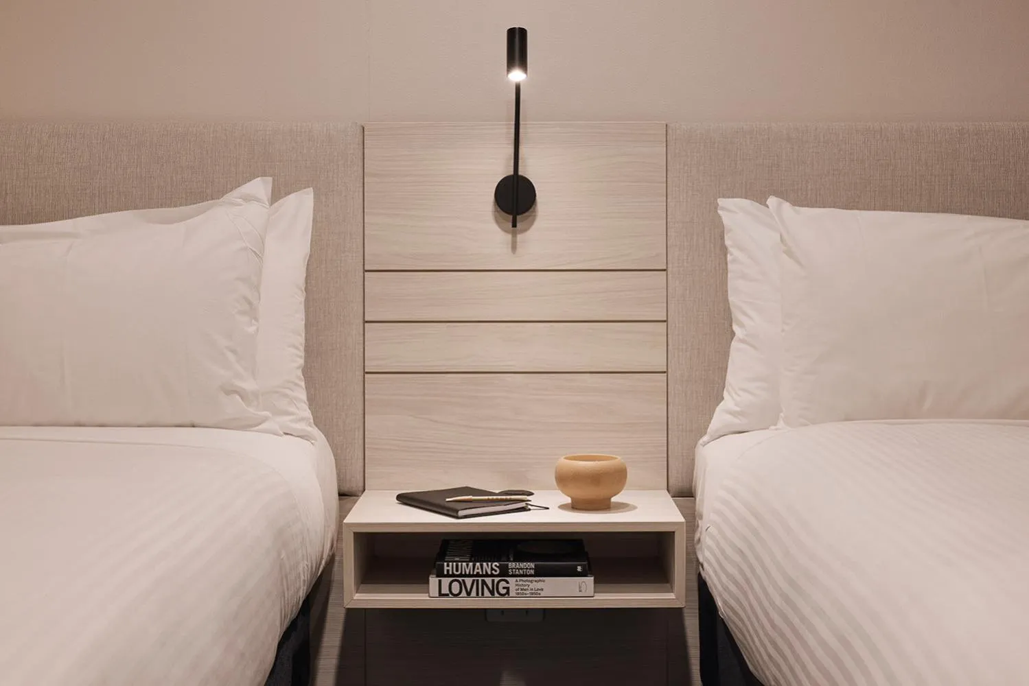 Bed in Rydges Darling Square Apartment Hotel