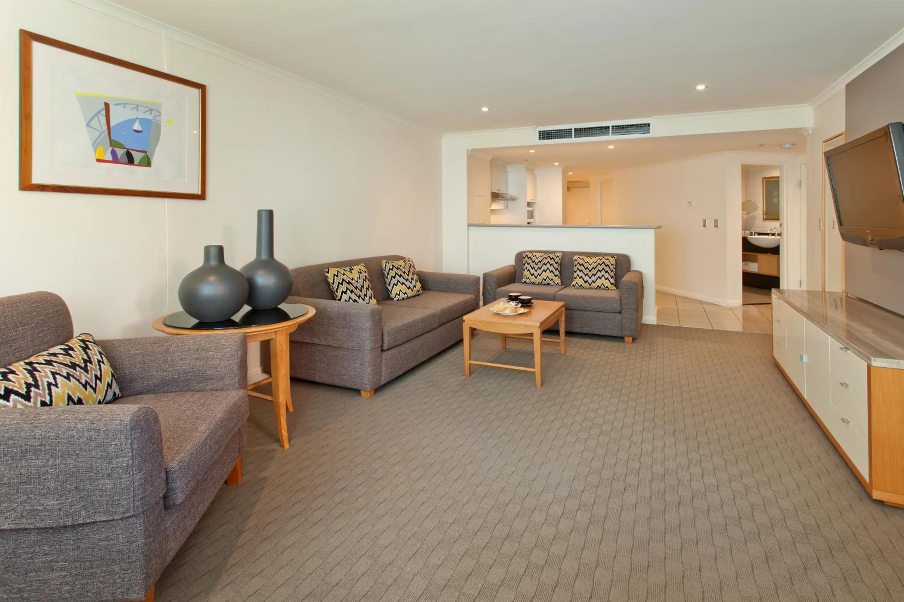 TV and multimedia in Rydges Darling Square Apartment Hotel
