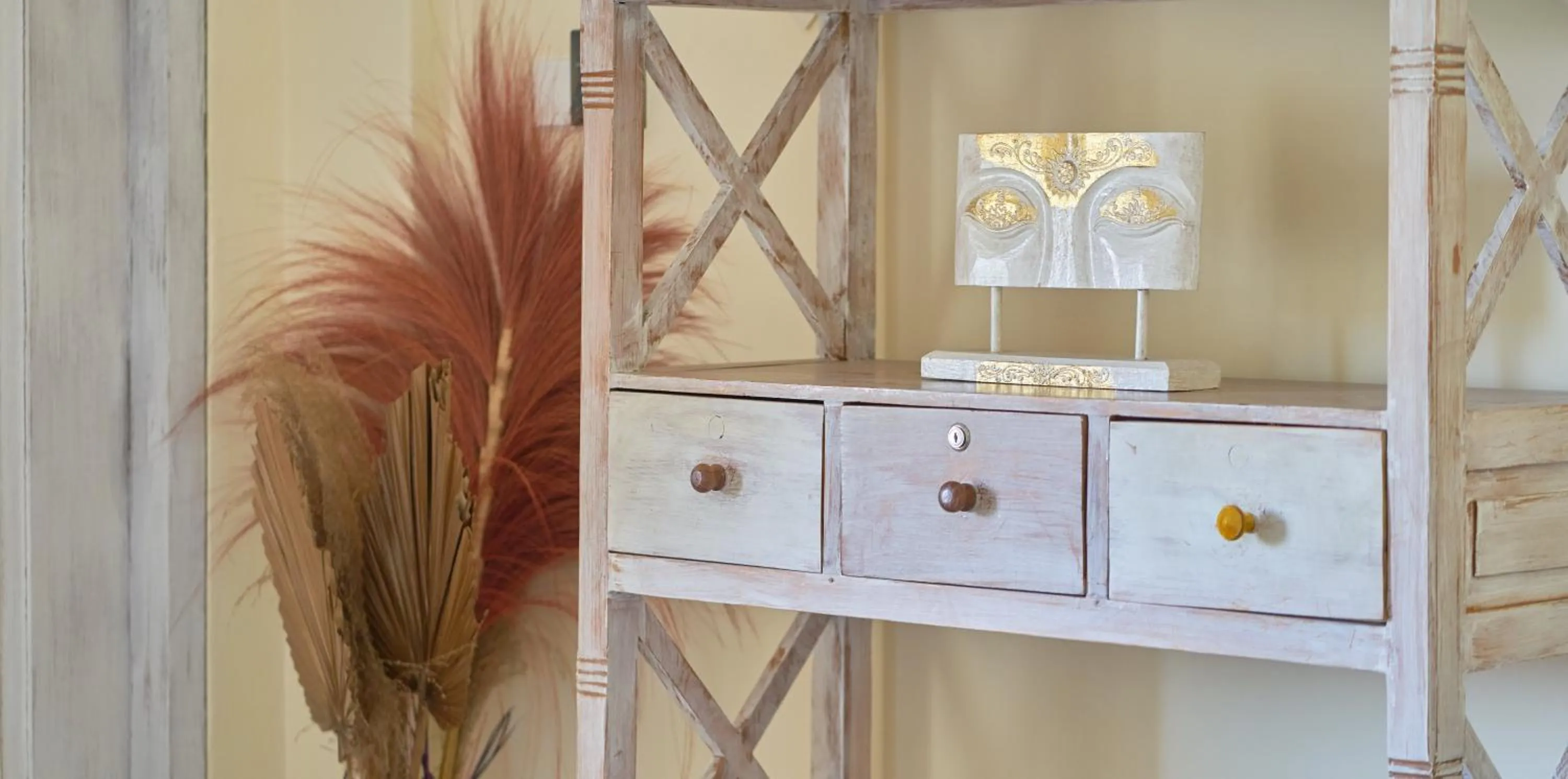 wardrobe in ISLA INDAH RETREAT boutique hotel