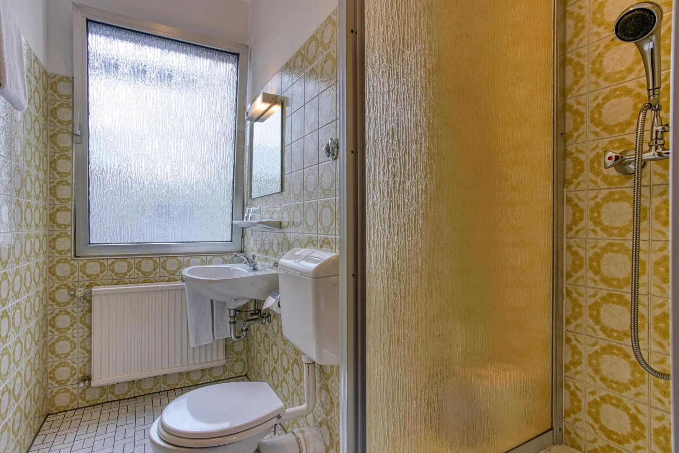 Bathroom in Hotel Carlton