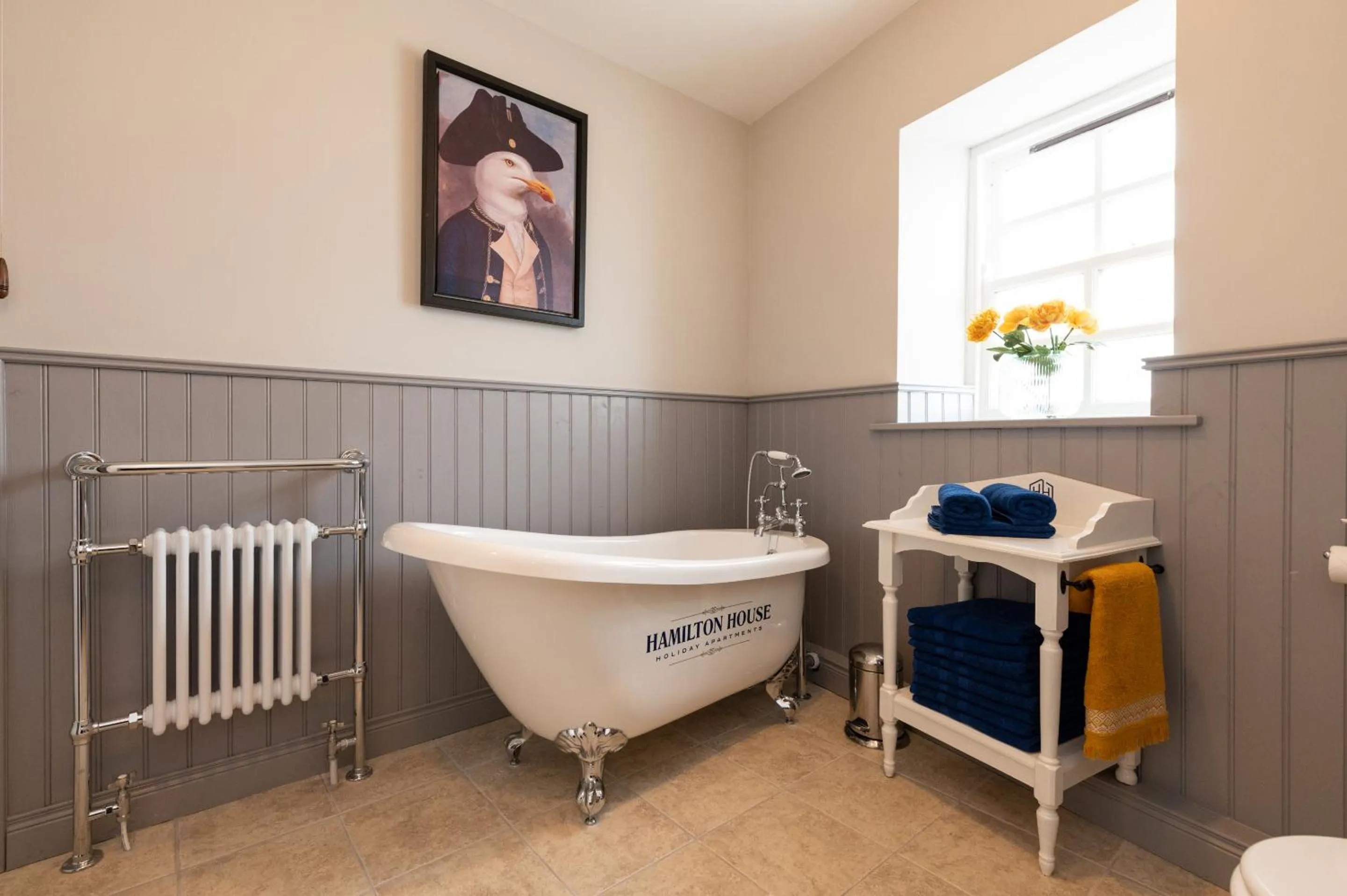 Bathroom in Hamilton House Holiday Apartment