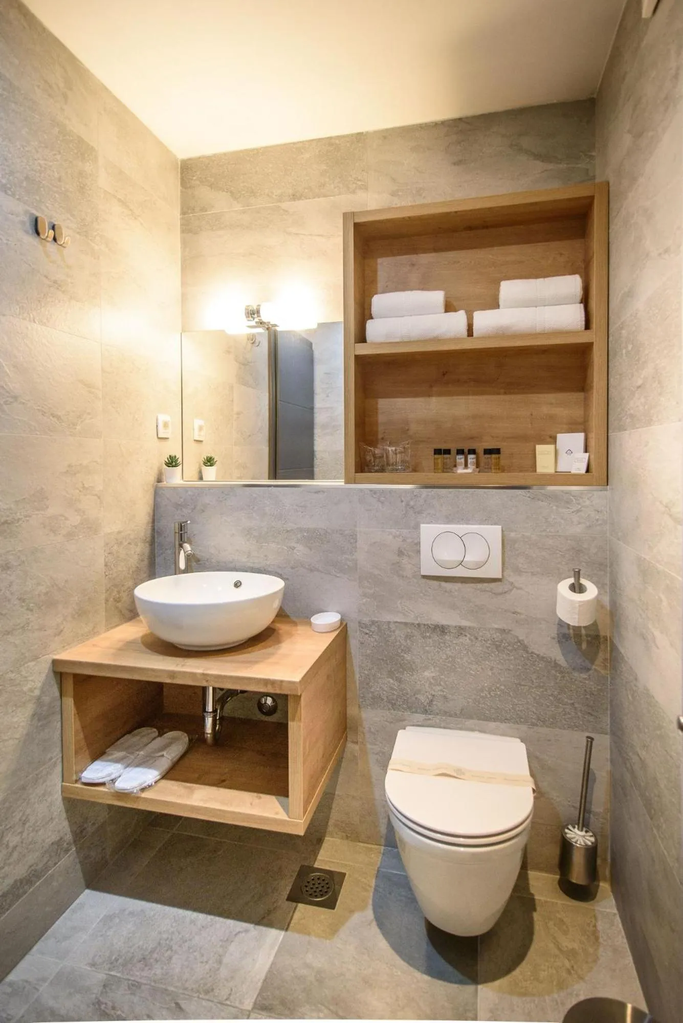 Bathroom in Ora Luxury Rooms