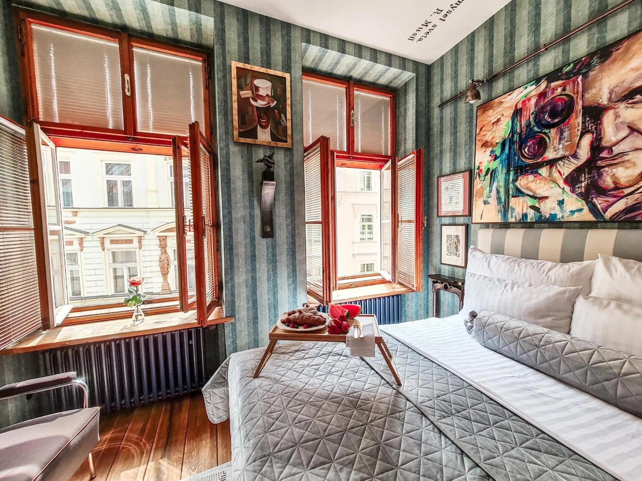 Photo of the whole room, Bed in Divná pani Luxury Gallery Rooms