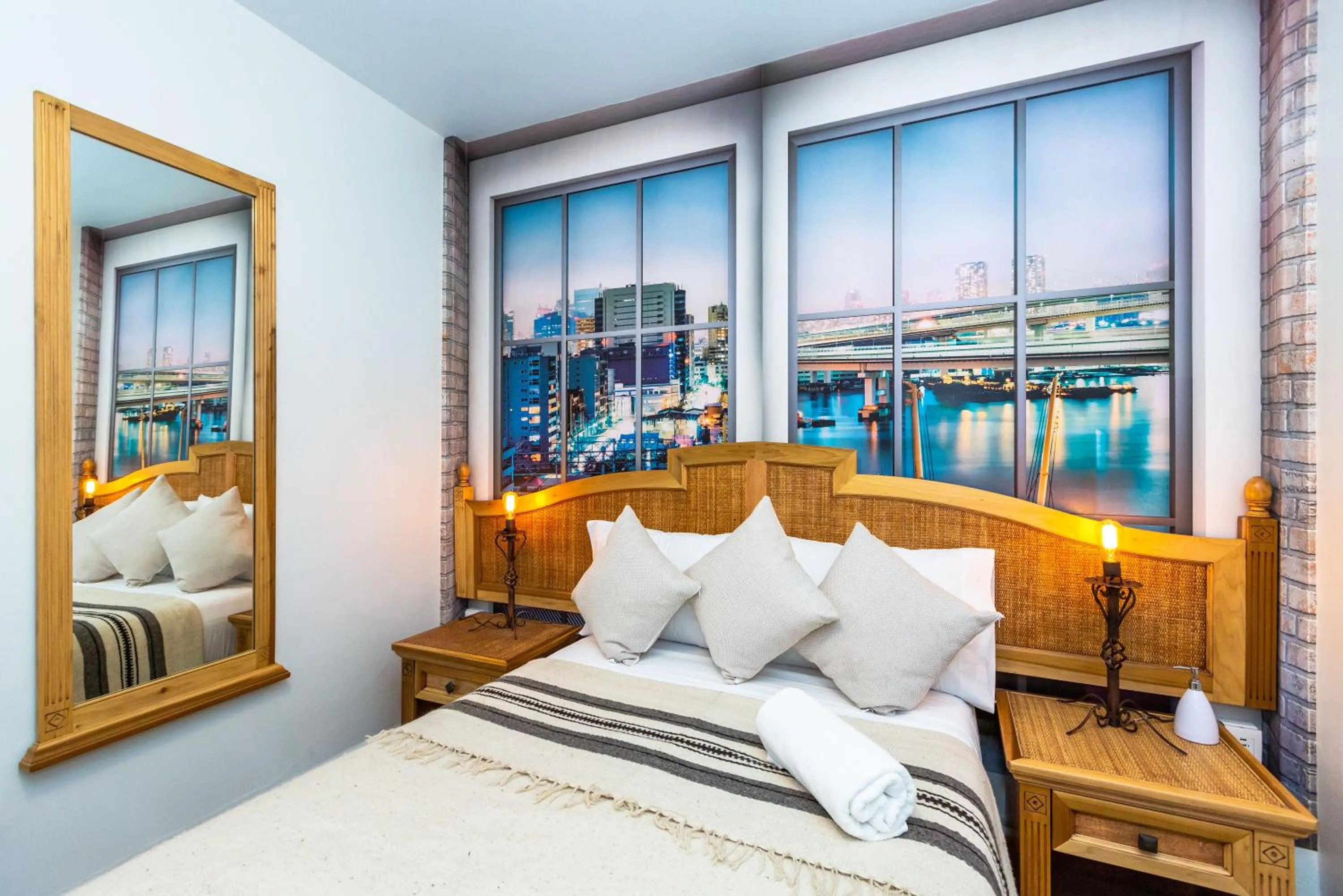 Photo of the whole room, Bed in Mala Vecindad Beer Hotel