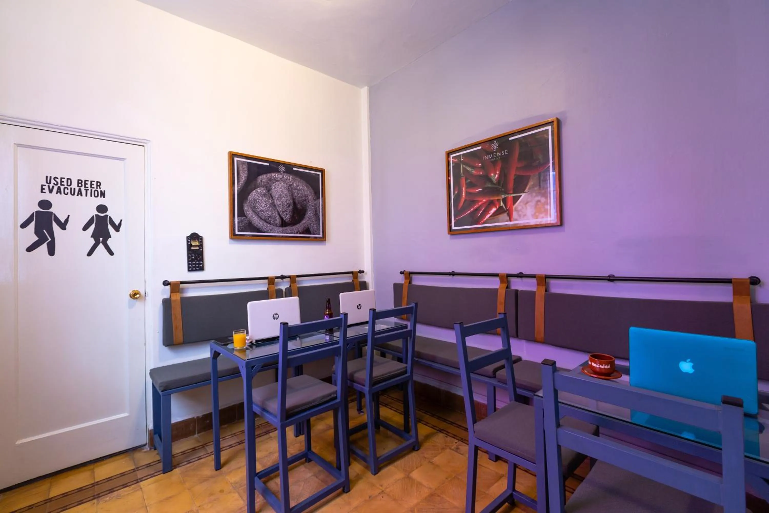 Business facilities in Mala Vecindad Beer Hotel