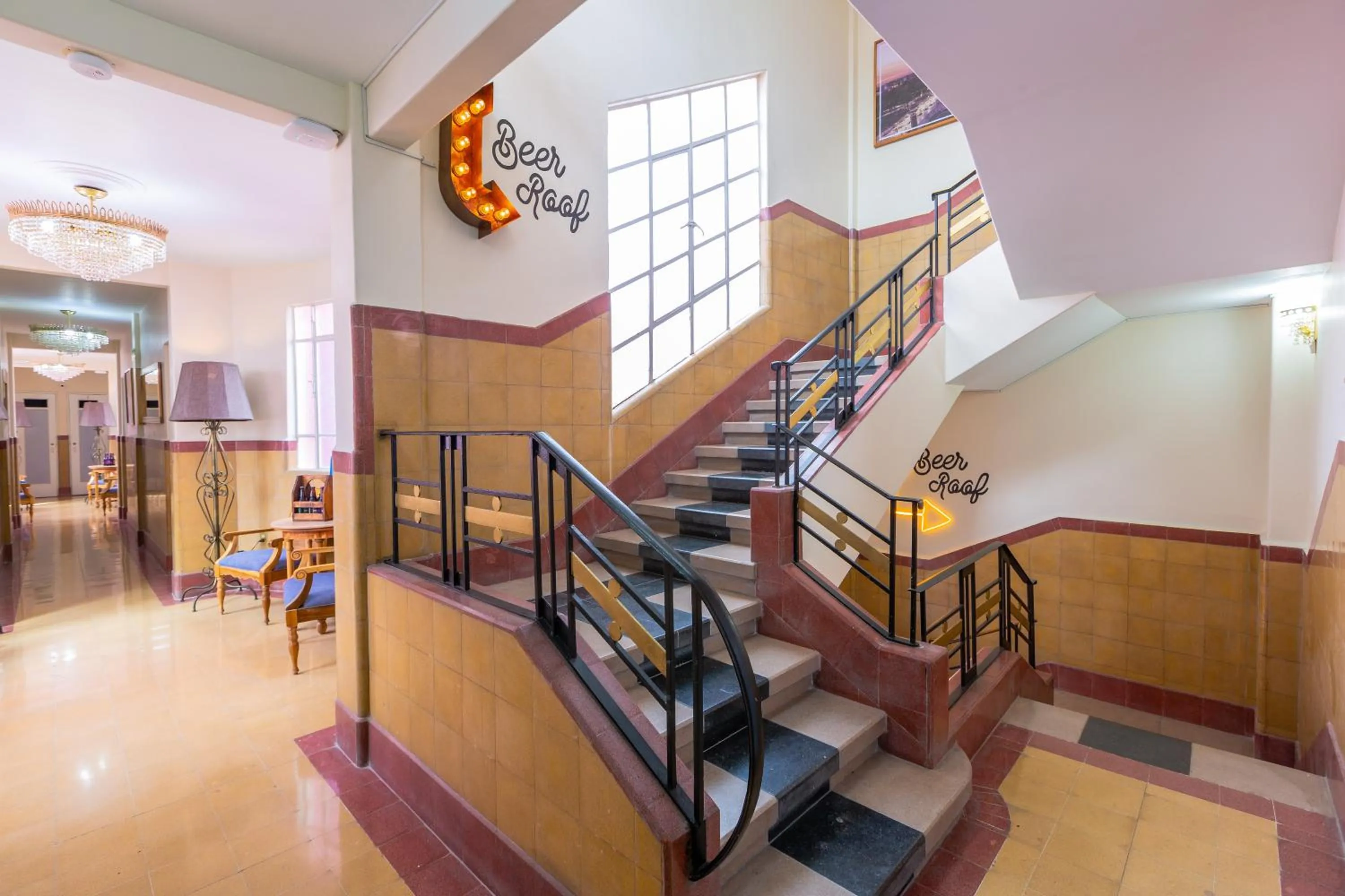 Area and facilities in Mala Vecindad Beer Hotel