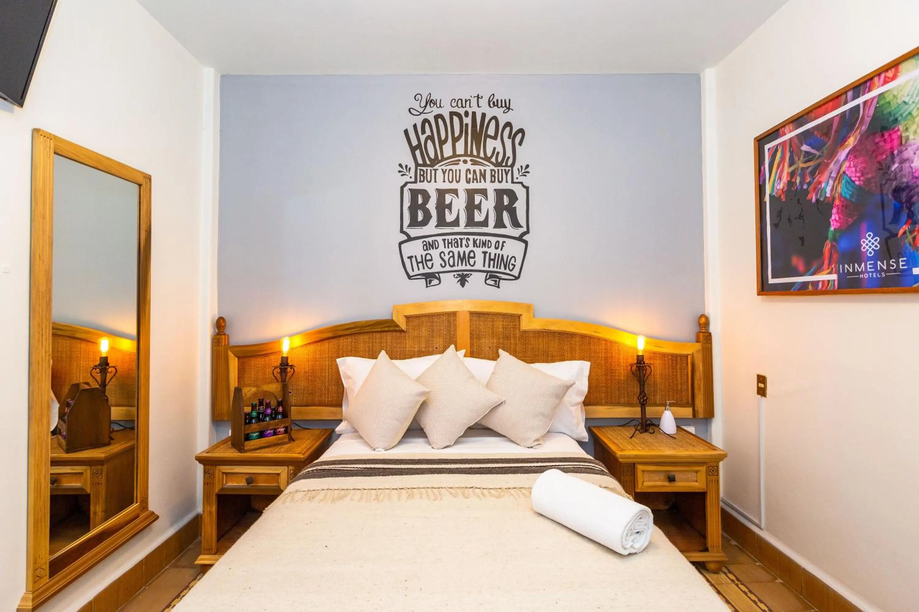 Photo of the whole room, Bed in Mala Vecindad Beer Hotel