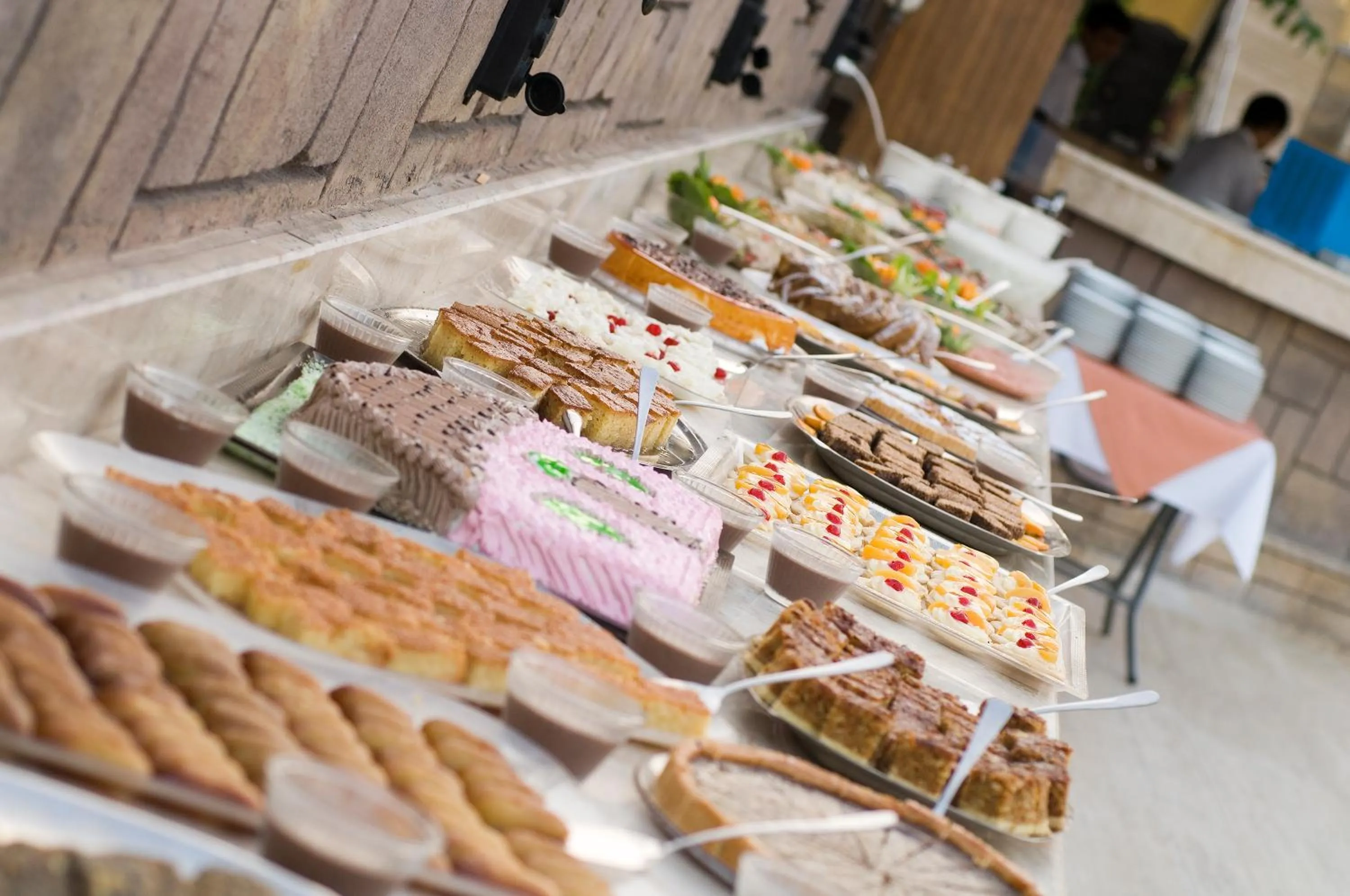 Restaurant/places to eat in Club Hotel Sunbel