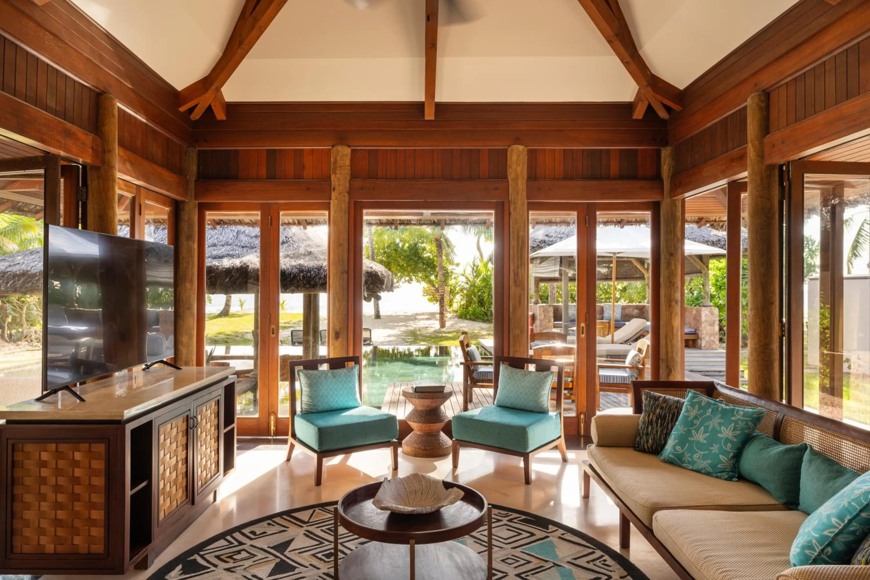 Living room in Constance Lemuria