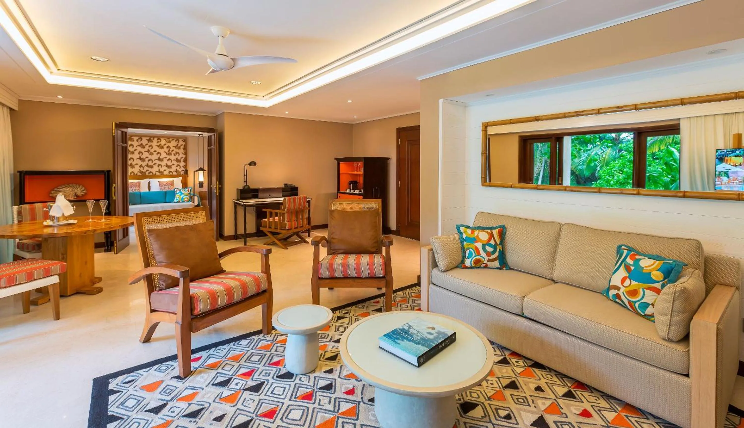 Living room in Constance Lemuria