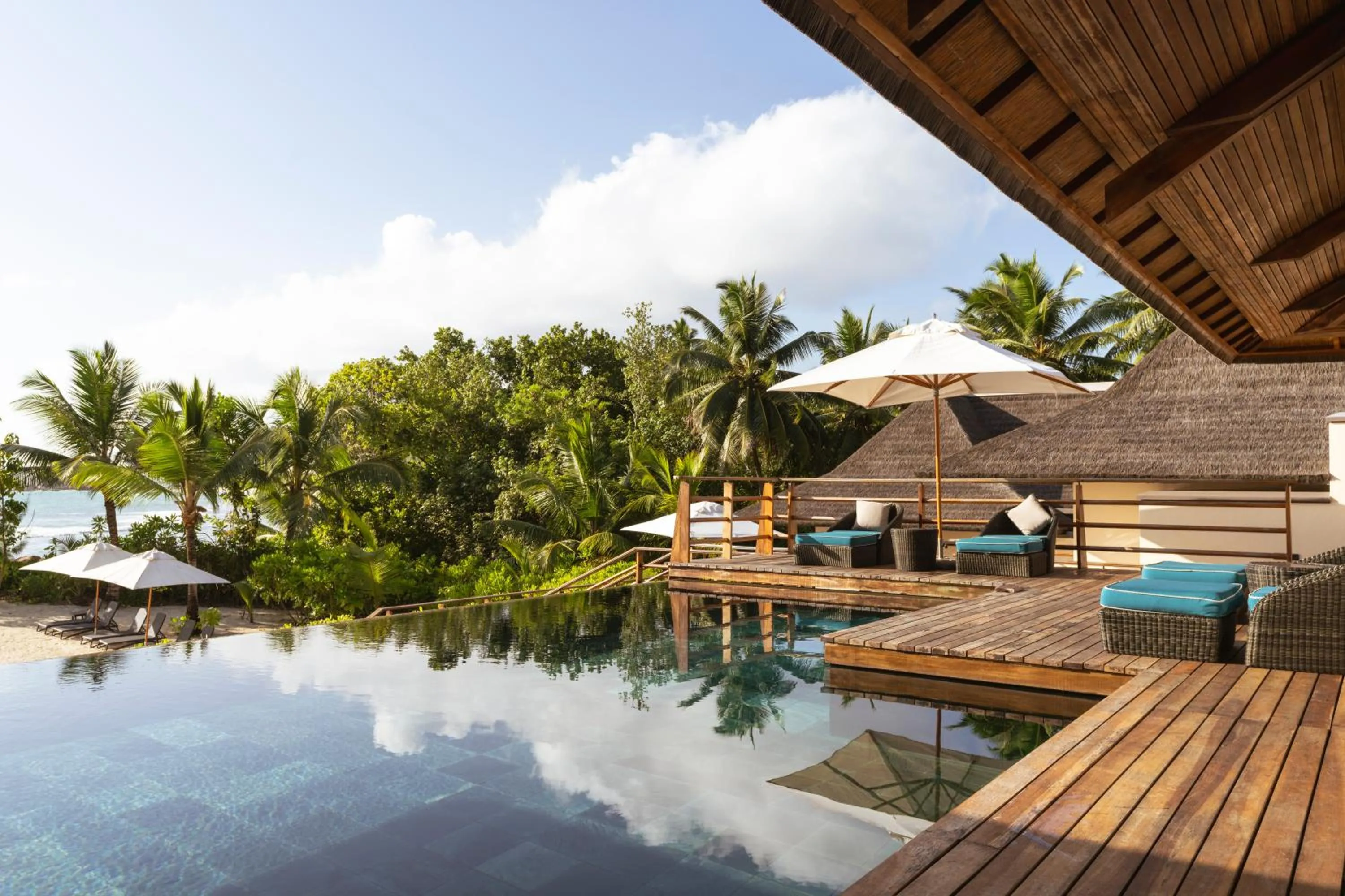 Pool view in Constance Lemuria