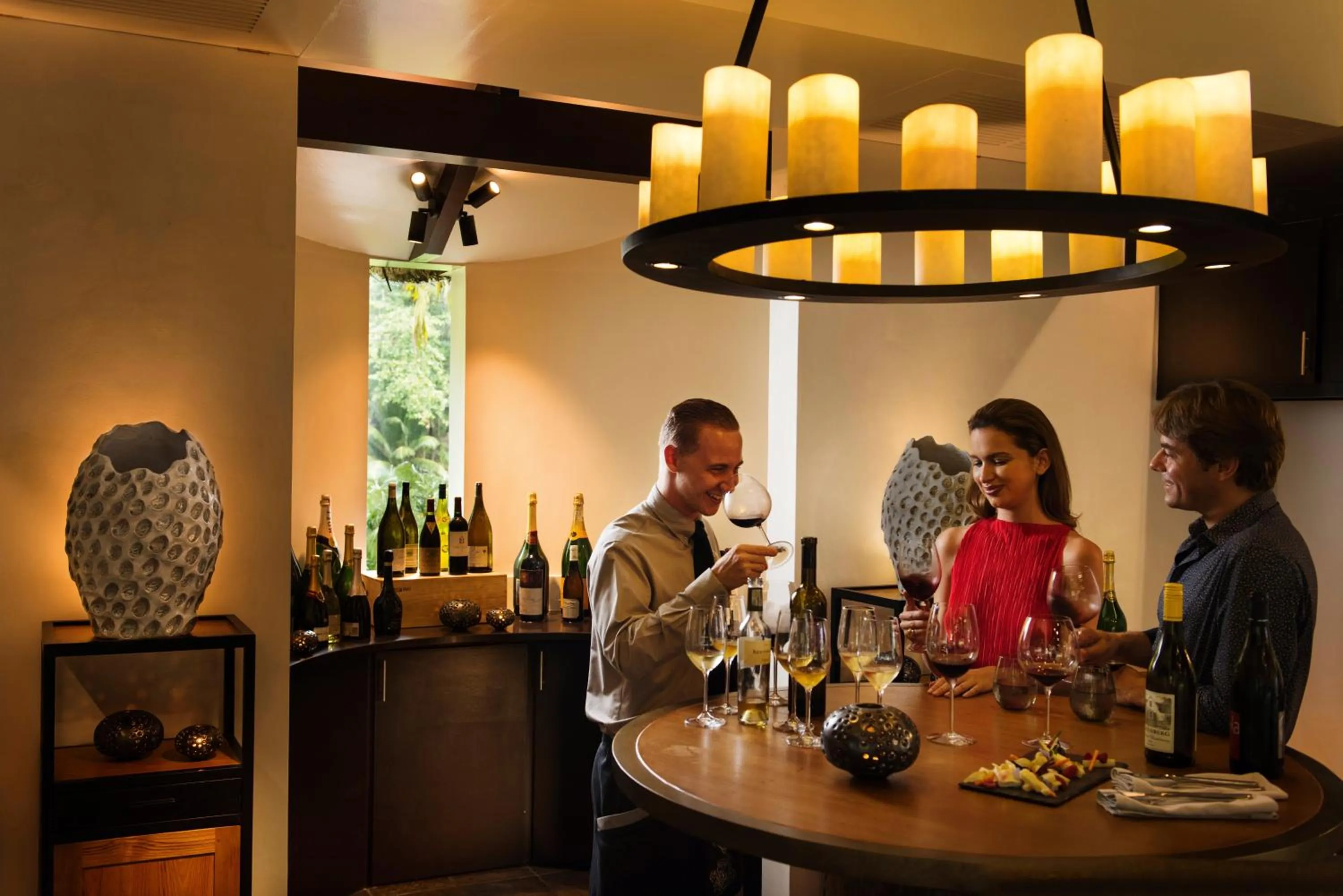 Restaurant/places to eat in Constance Lemuria