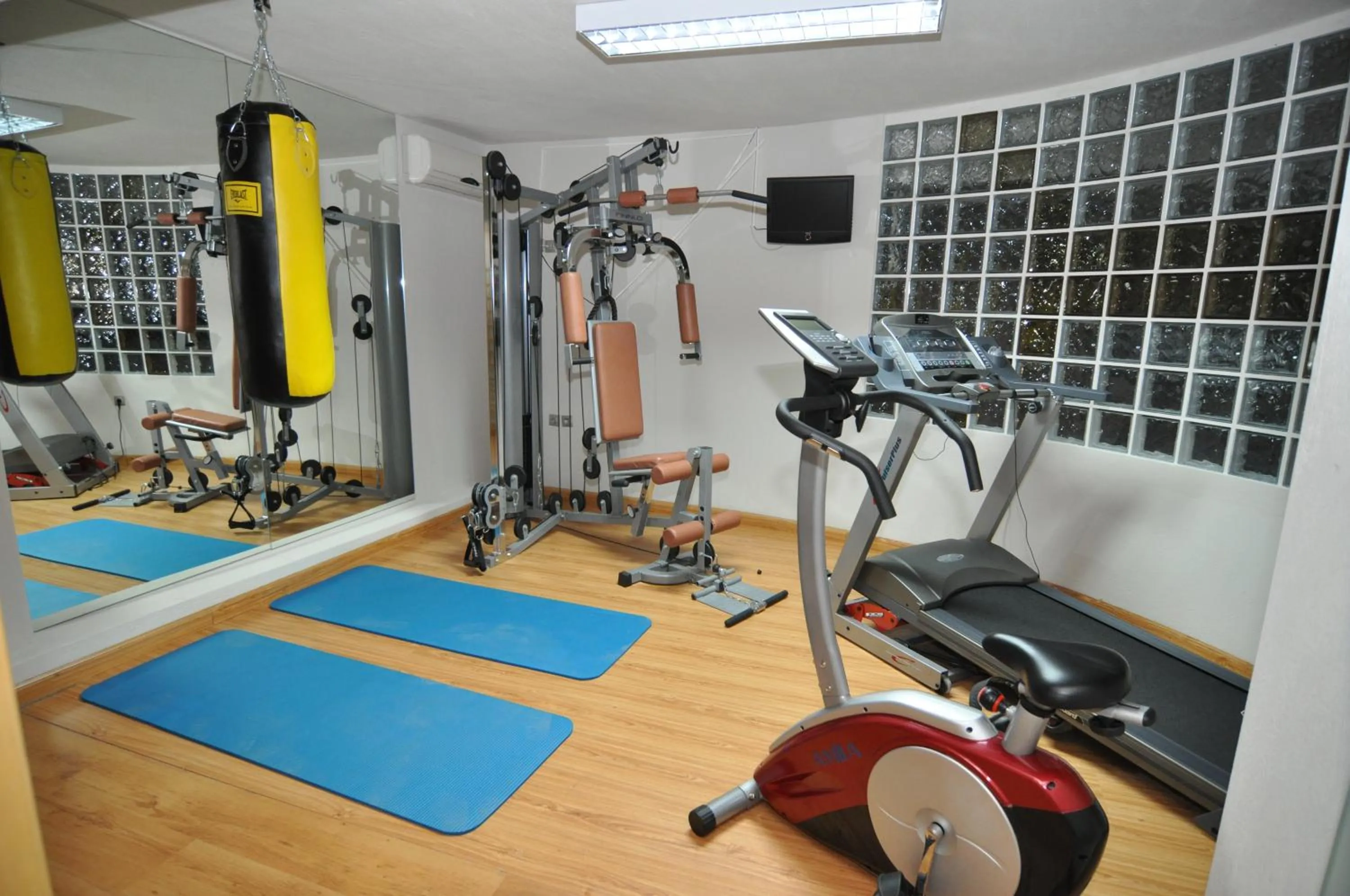 Fitness centre/facilities in Thalassies
