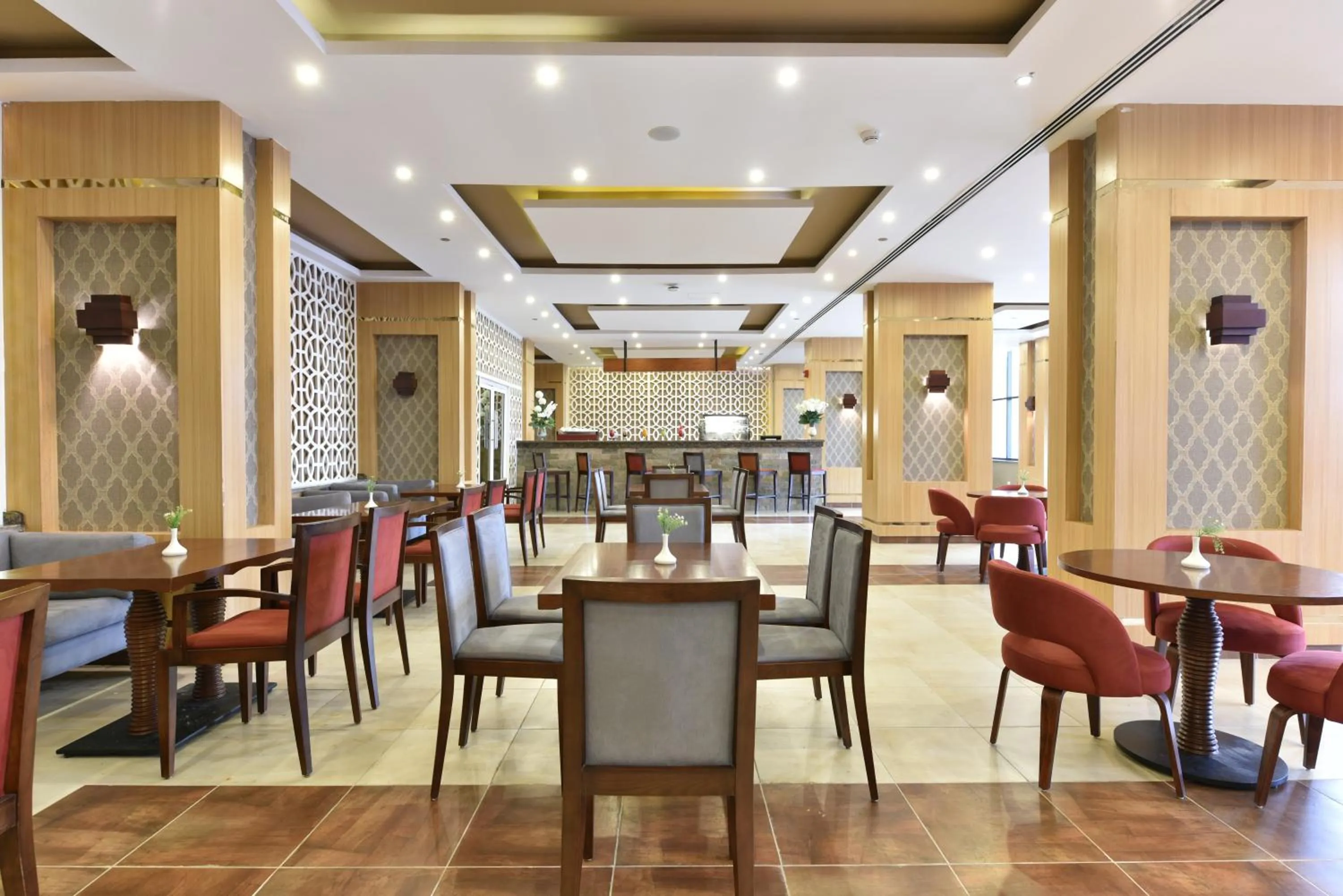 Restaurant/places to eat in Tolip North Coast Hotel