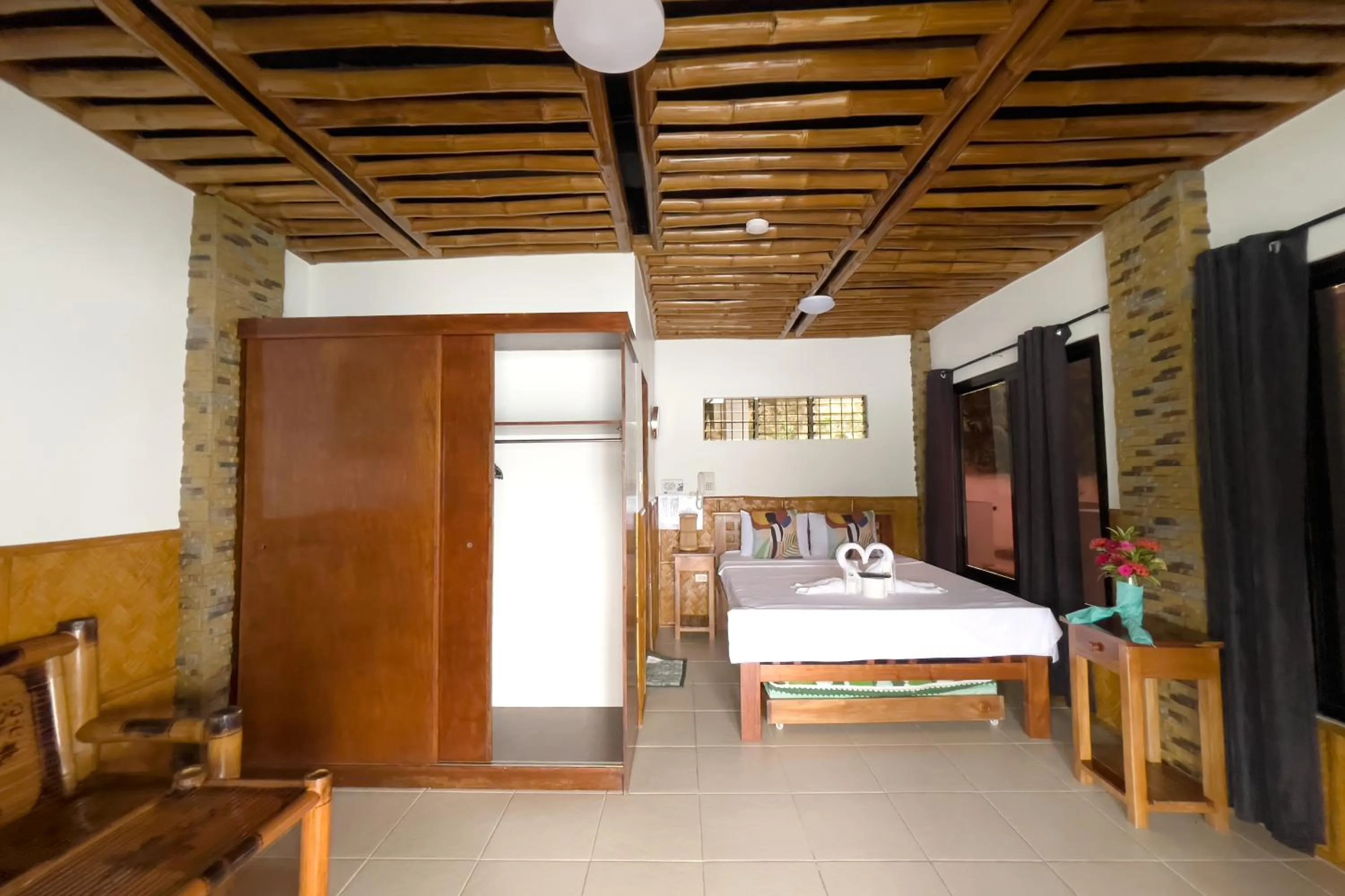 Villa de Pico Highland Beach Resort