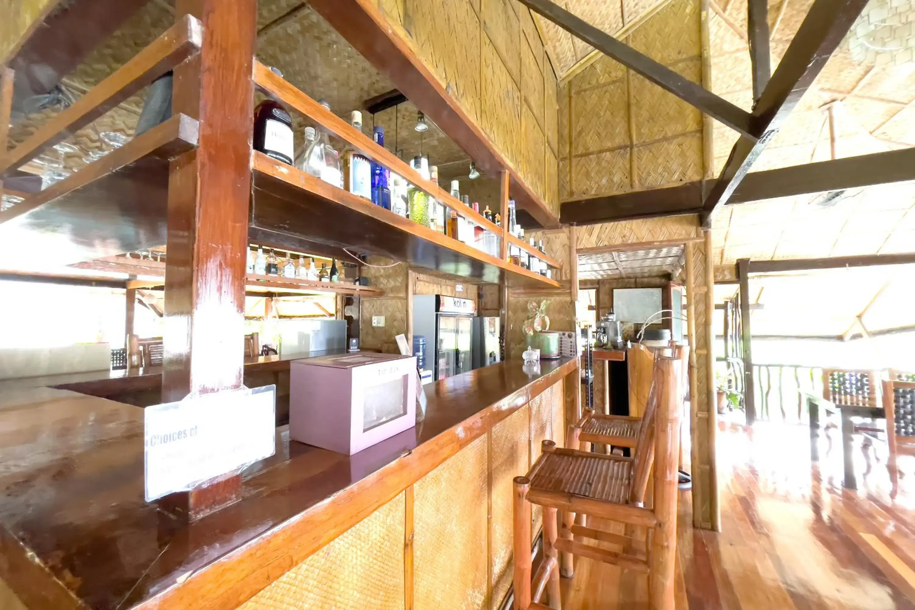 Restaurant/places to eat in Villa de Pico Highland Beach Resort Restaurant/places to eat in Villa de Pico Highland Beach Resort