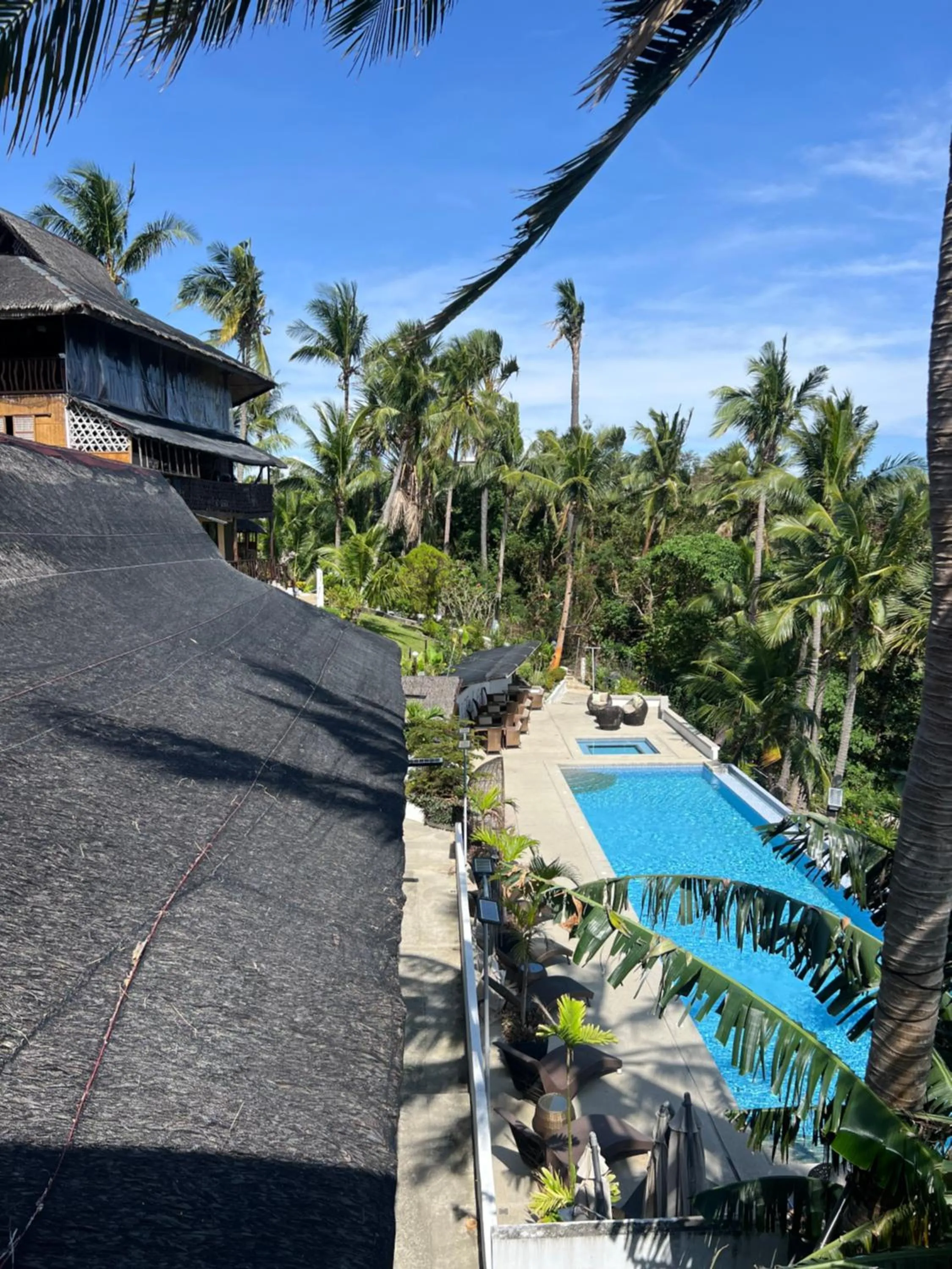 Swimming pool in Villa de Pico Highland Beach Resort