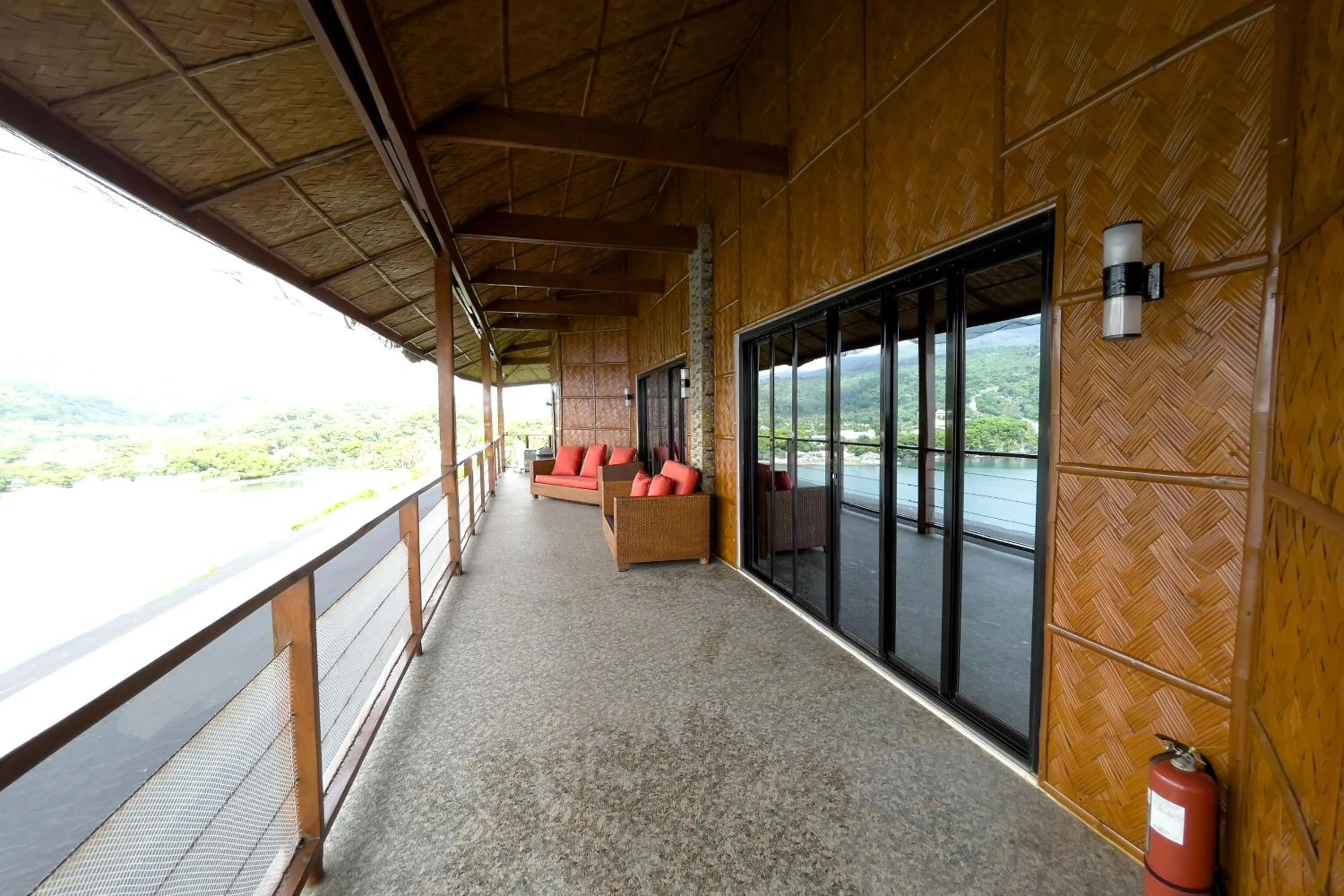 Villa de Pico Highland Beach Resort