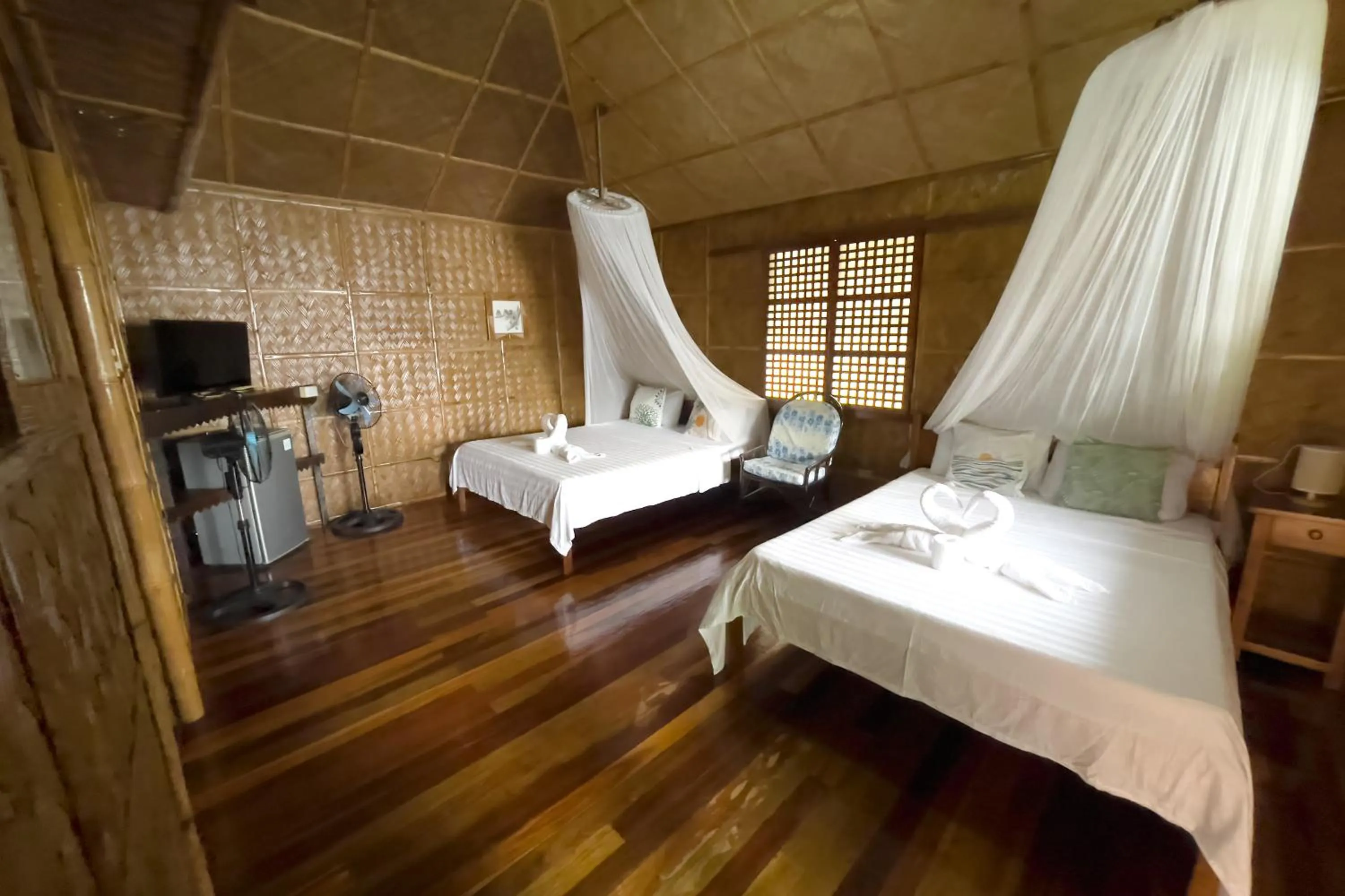 Bed in Villa de Pico Highland Beach Resort