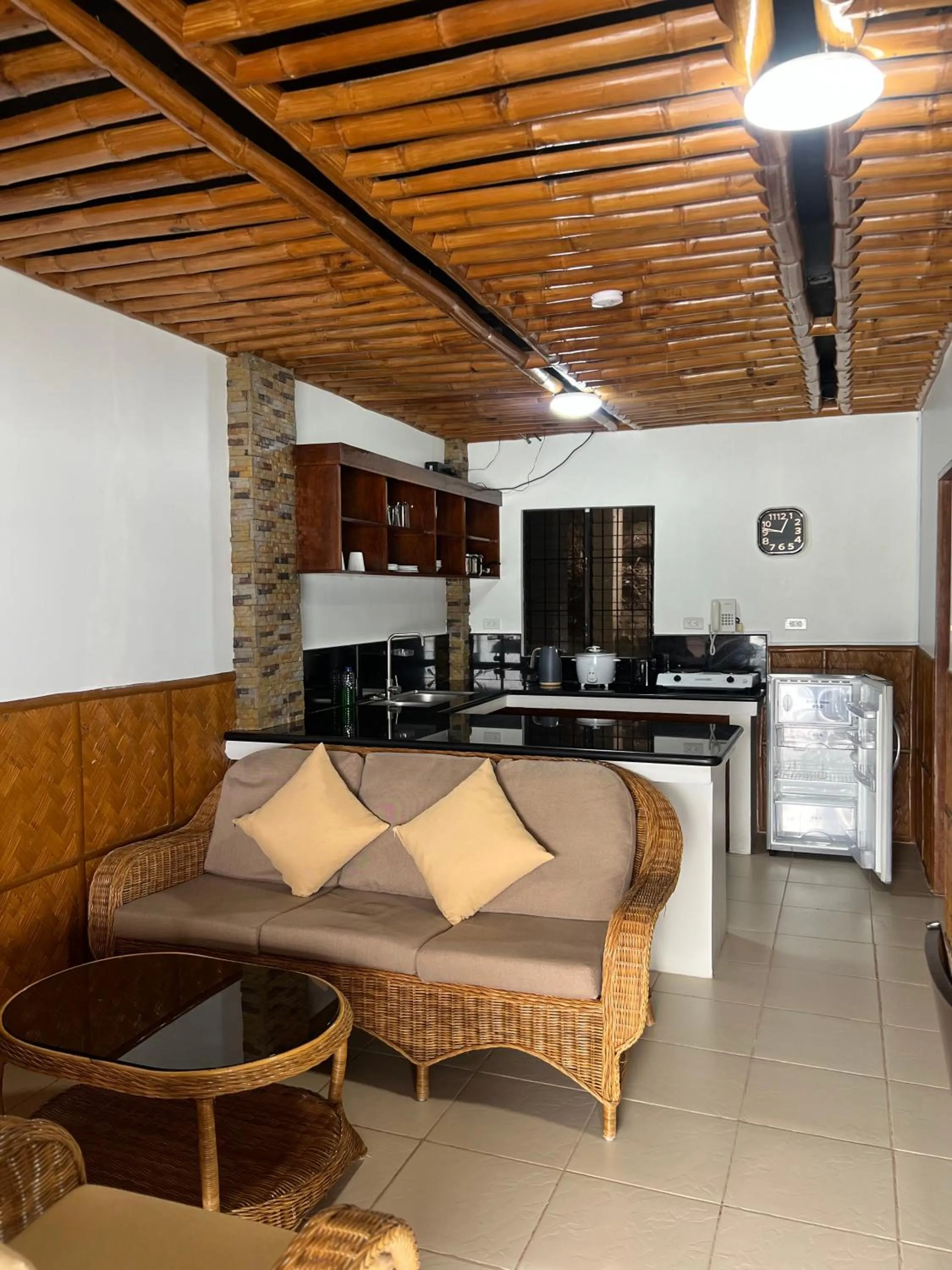 Kitchen or kitchenette in Villa de Pico Highland Beach Resort