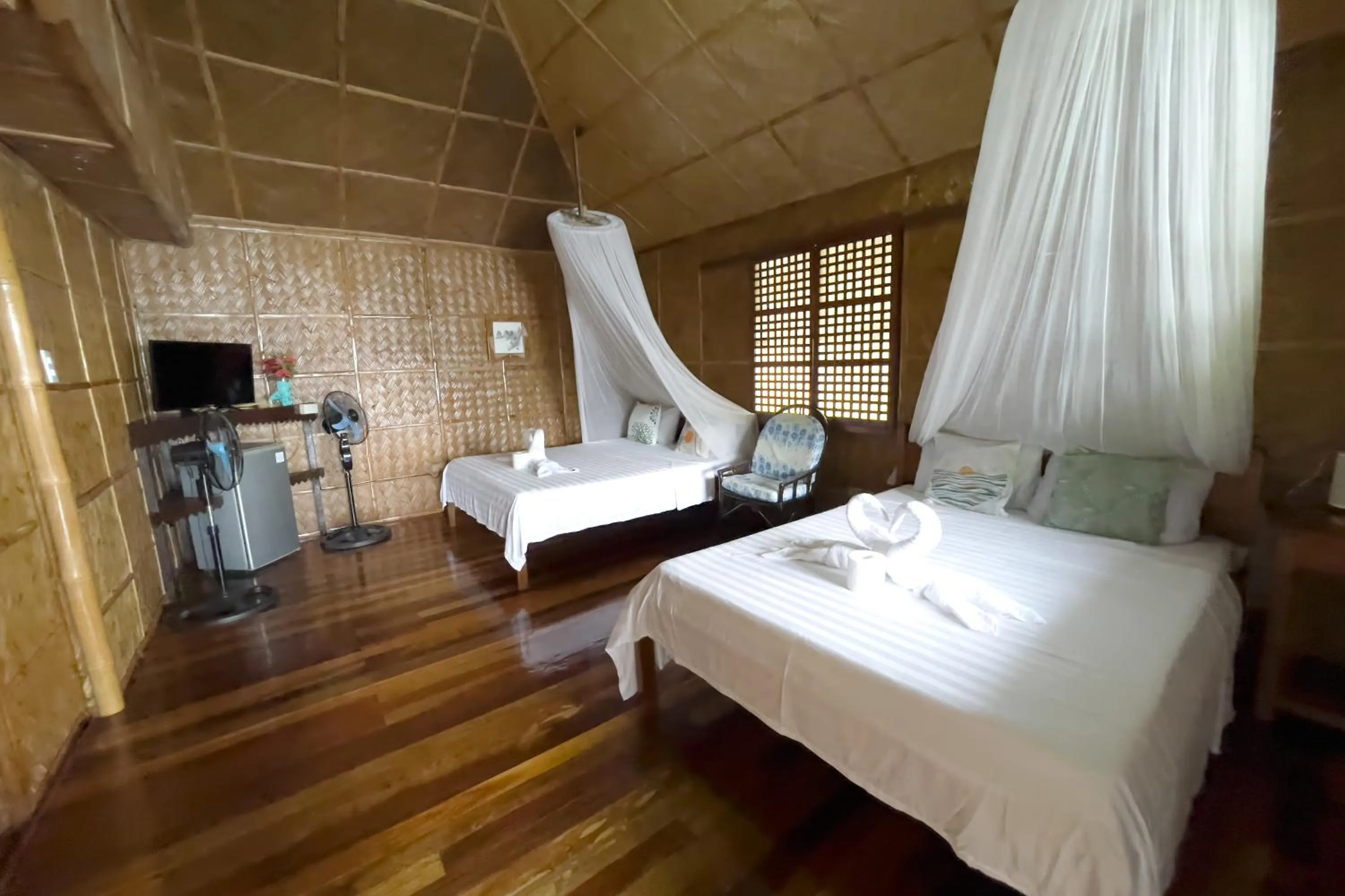 Bed in Villa de Pico Highland Beach Resort