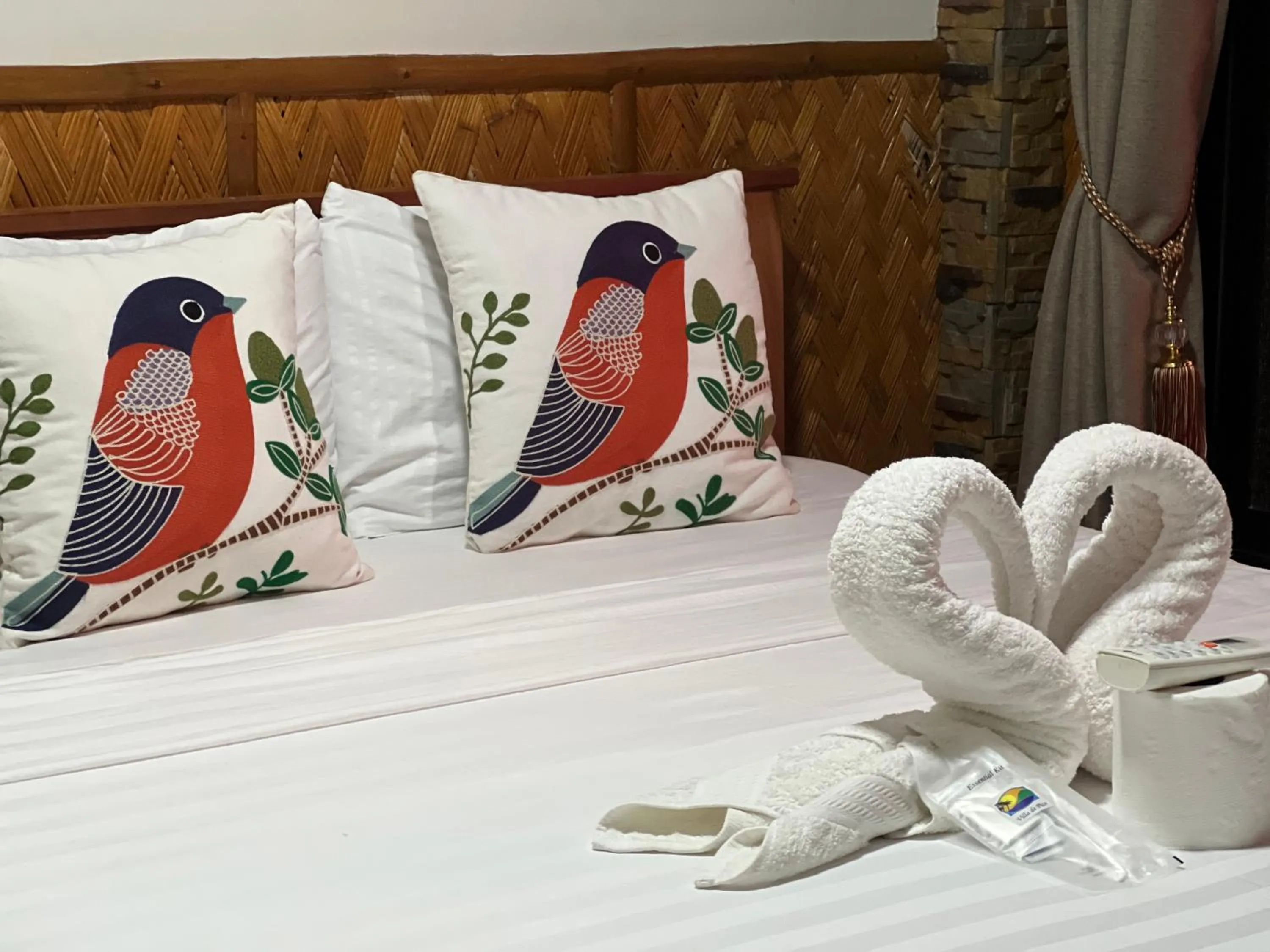 Bedroom, Bed in Villa de Pico Highland Beach Resort