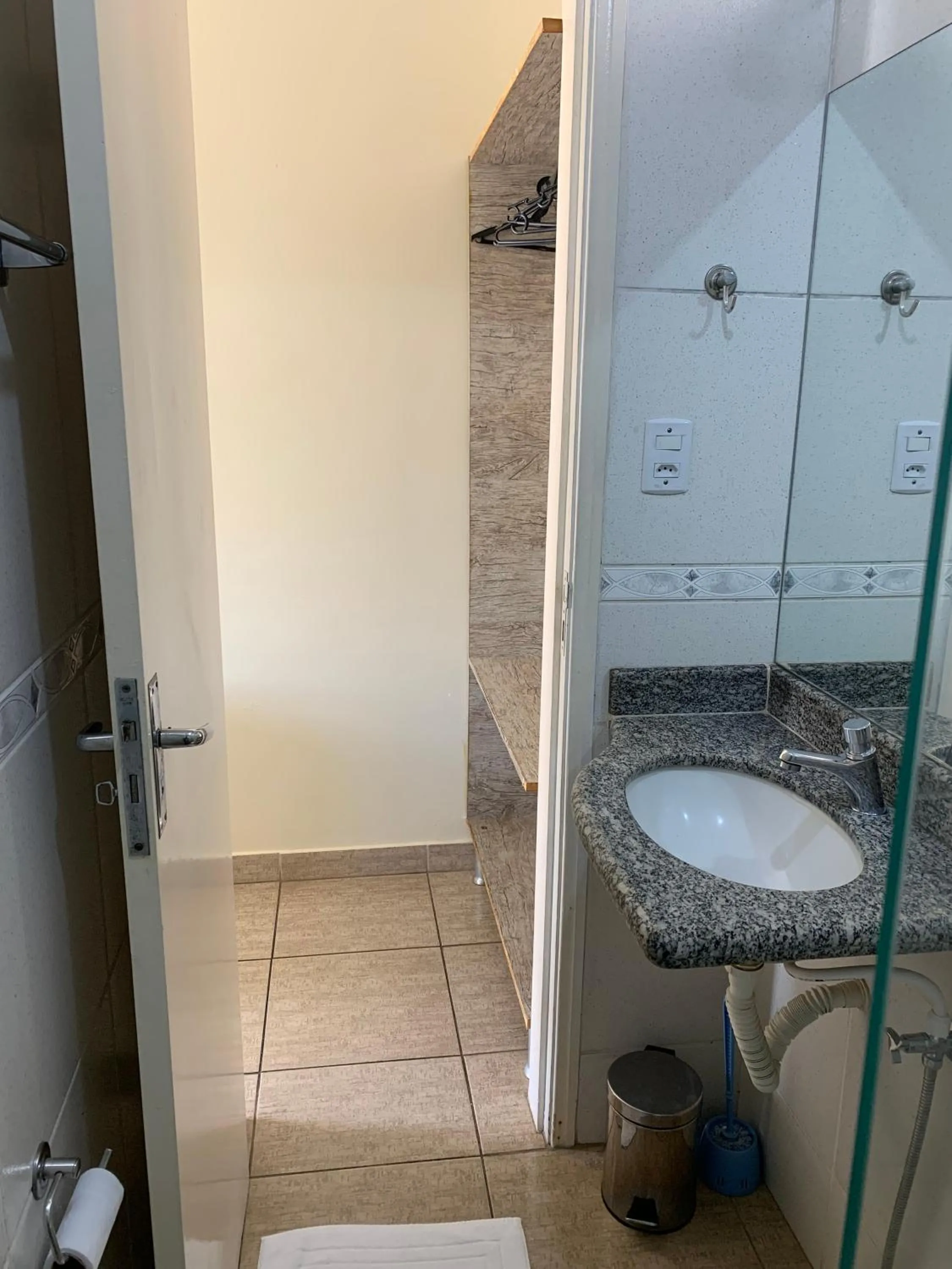 Pissin Plaza Hotel